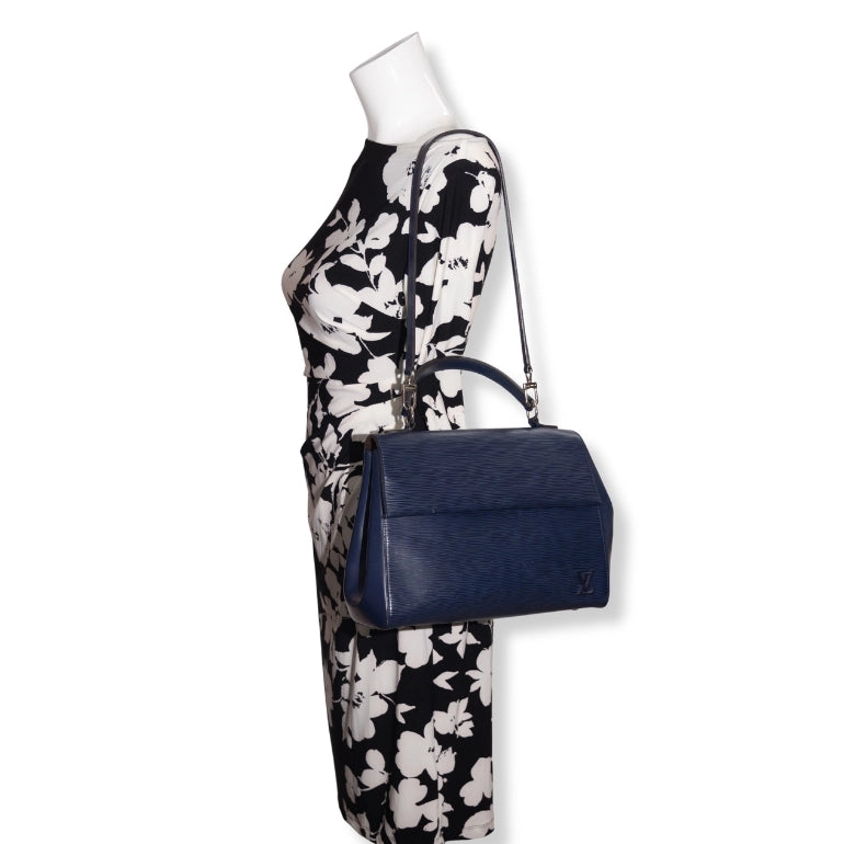 Louis Vuitton Epi Leather Cluny MM Bag