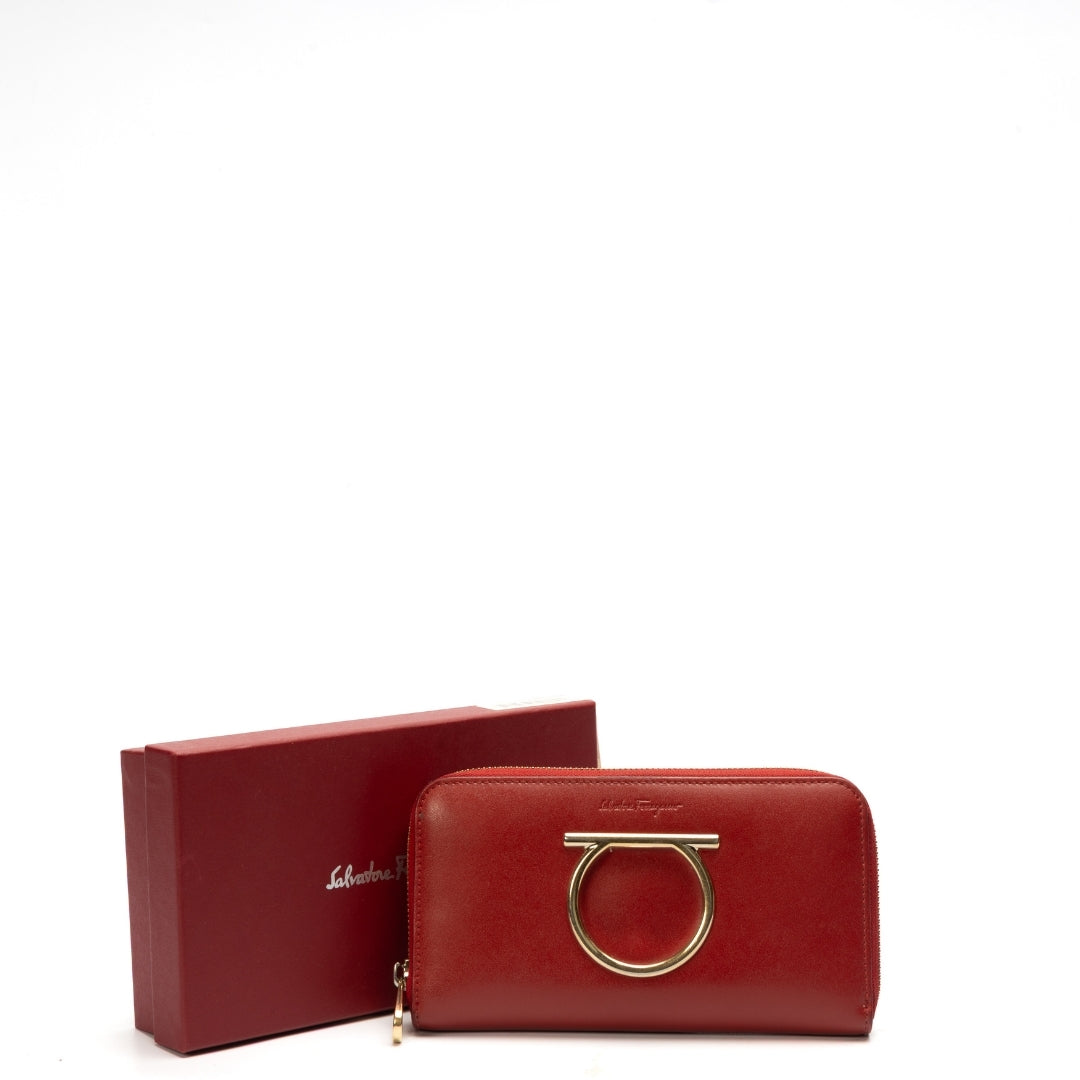 Salvatore Ferragamo Leather Continental Wallet