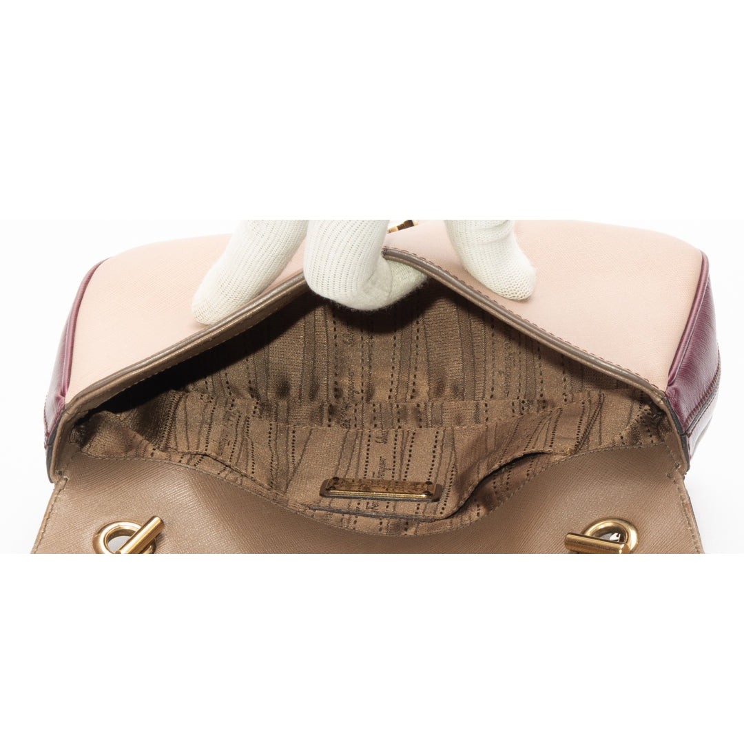 Salvatore Ferragamo Cream Saffiano Leather Rory Shoulder Bag