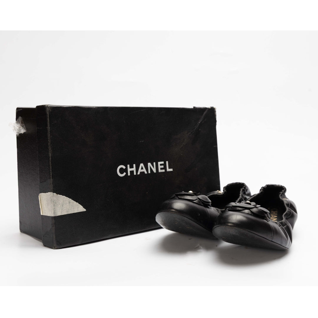 Chanel Black Leather Camellia Ballet Flats