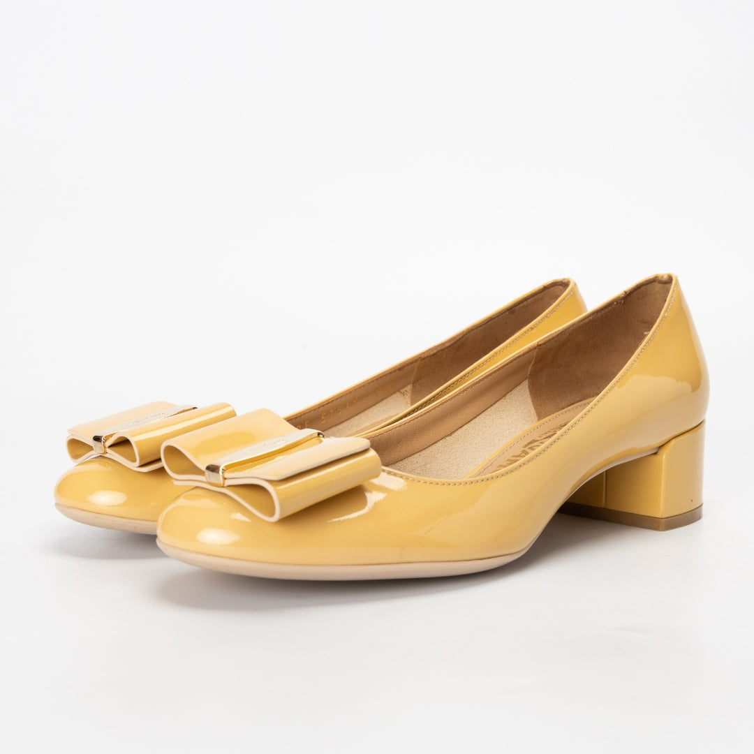 Salvatore Ferragamo Vara Bow Pumps