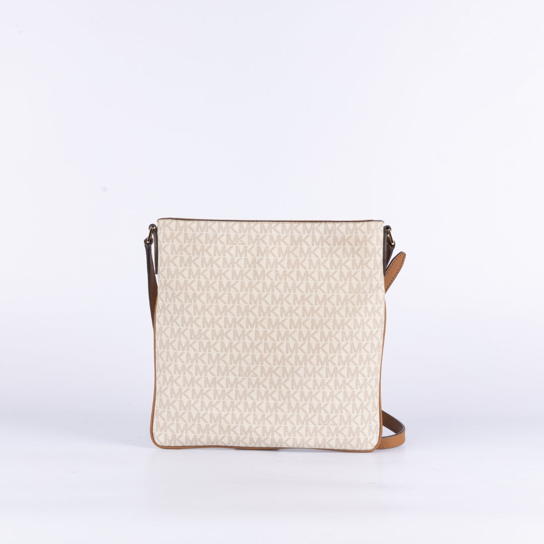 Michael Kors Vanilla & Acorn Jet Set Crossbody Bag