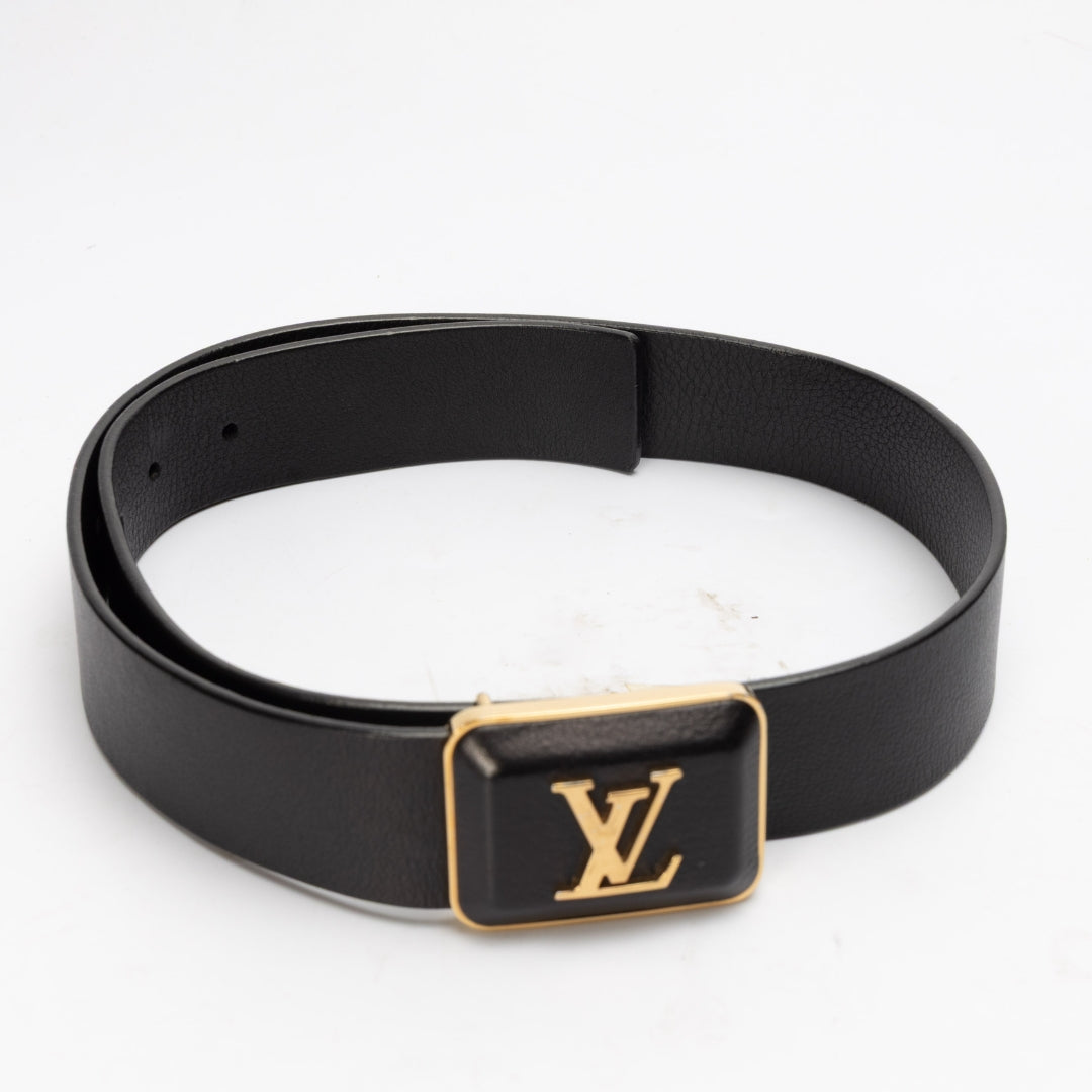 Louis Vuitton Black Leather Buckle Belt