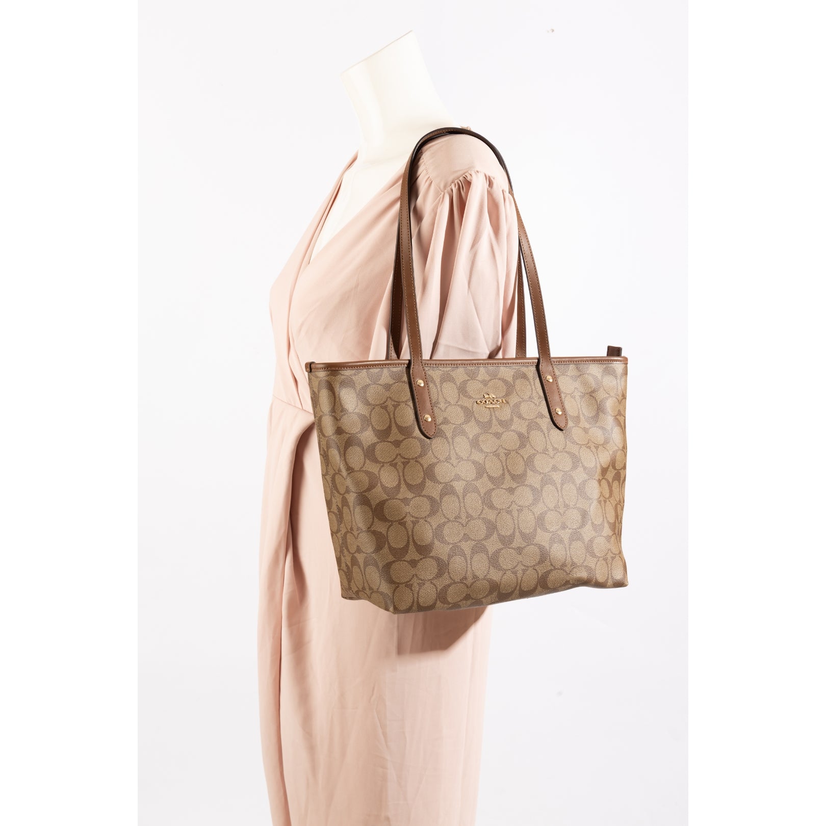 Coach Signature Canvas Medium City Tote