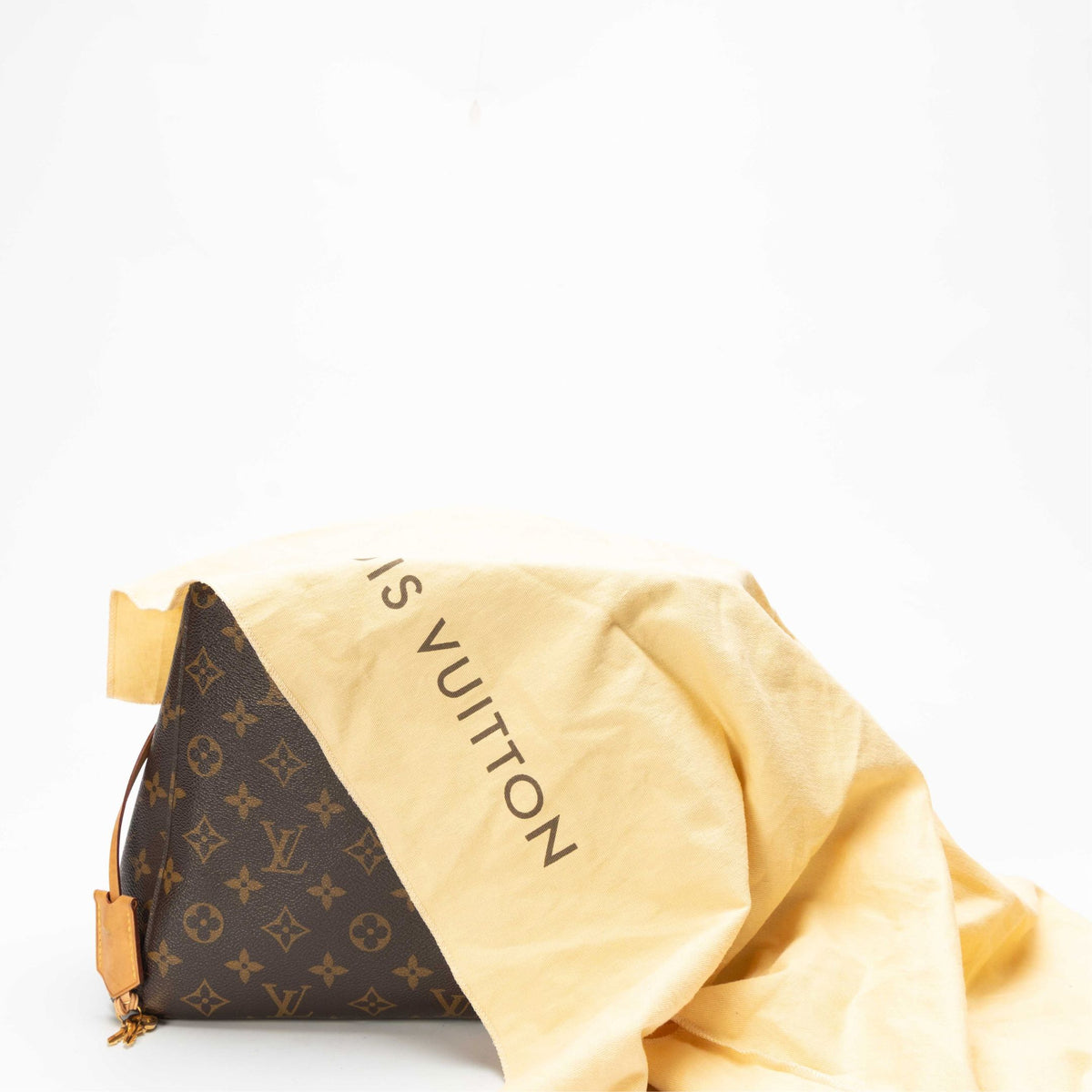 Louis Vuitton Montaigne Satchel