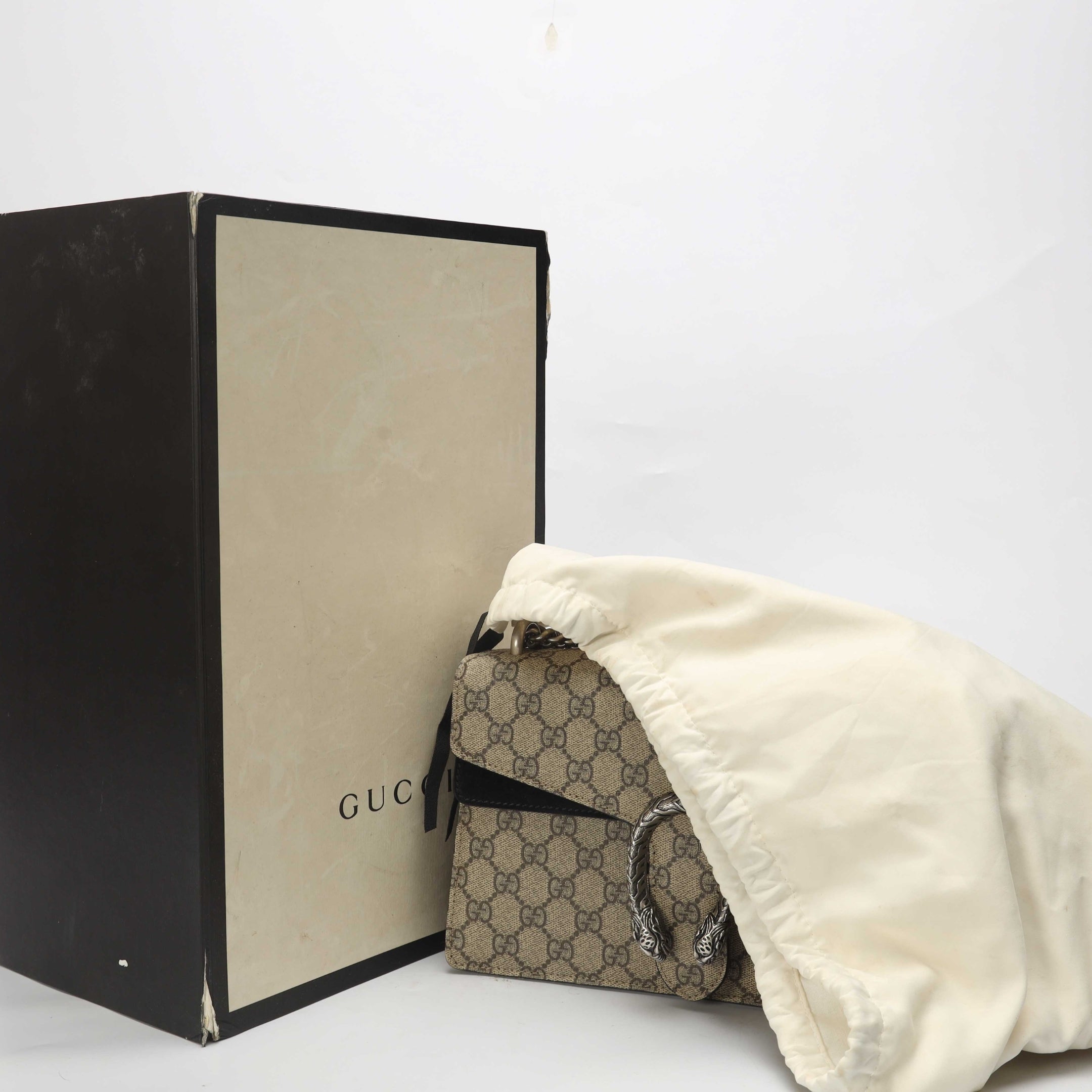 Gucci GG Dionysus Medium Shoulder Bag