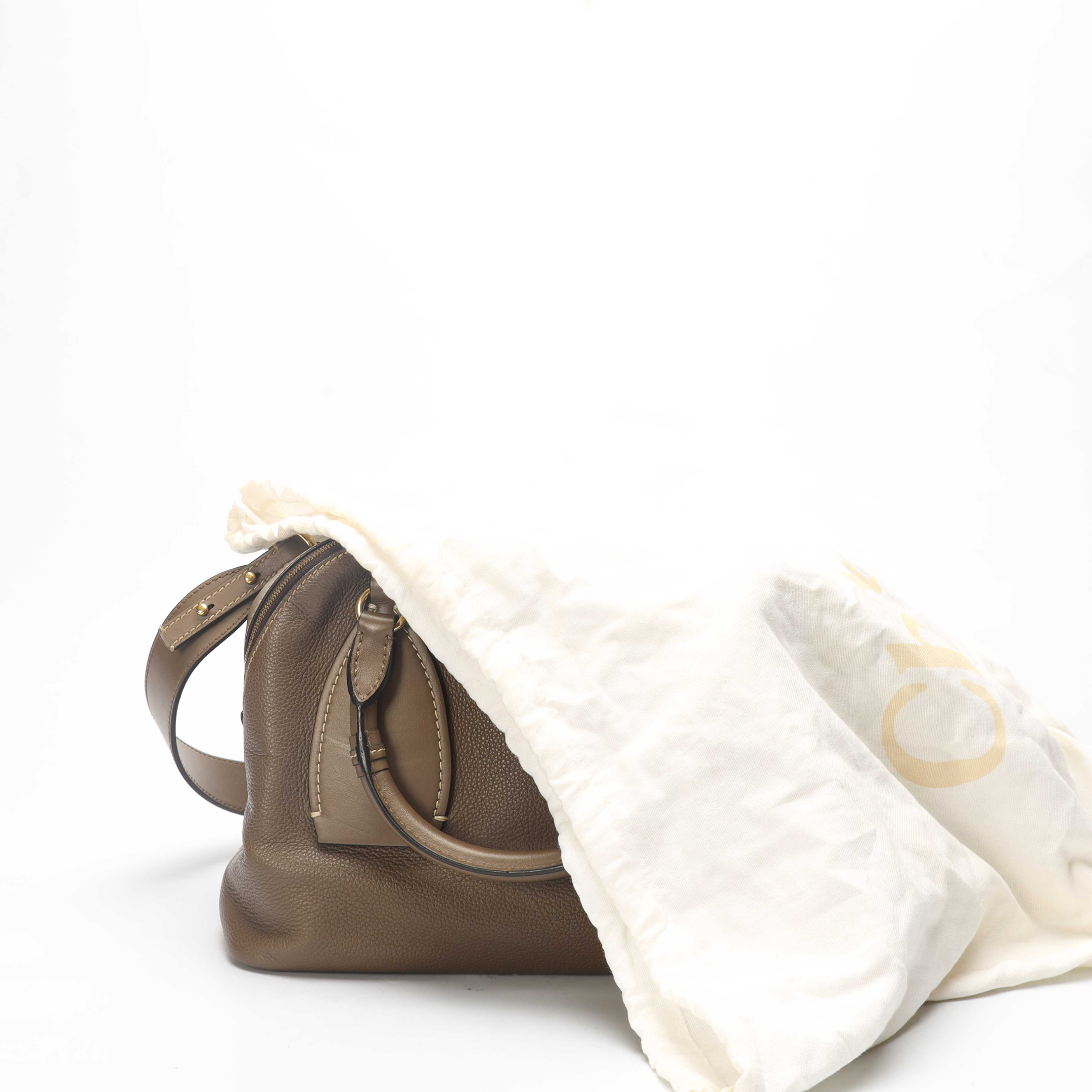 Chloé Daria Top Handle Bag