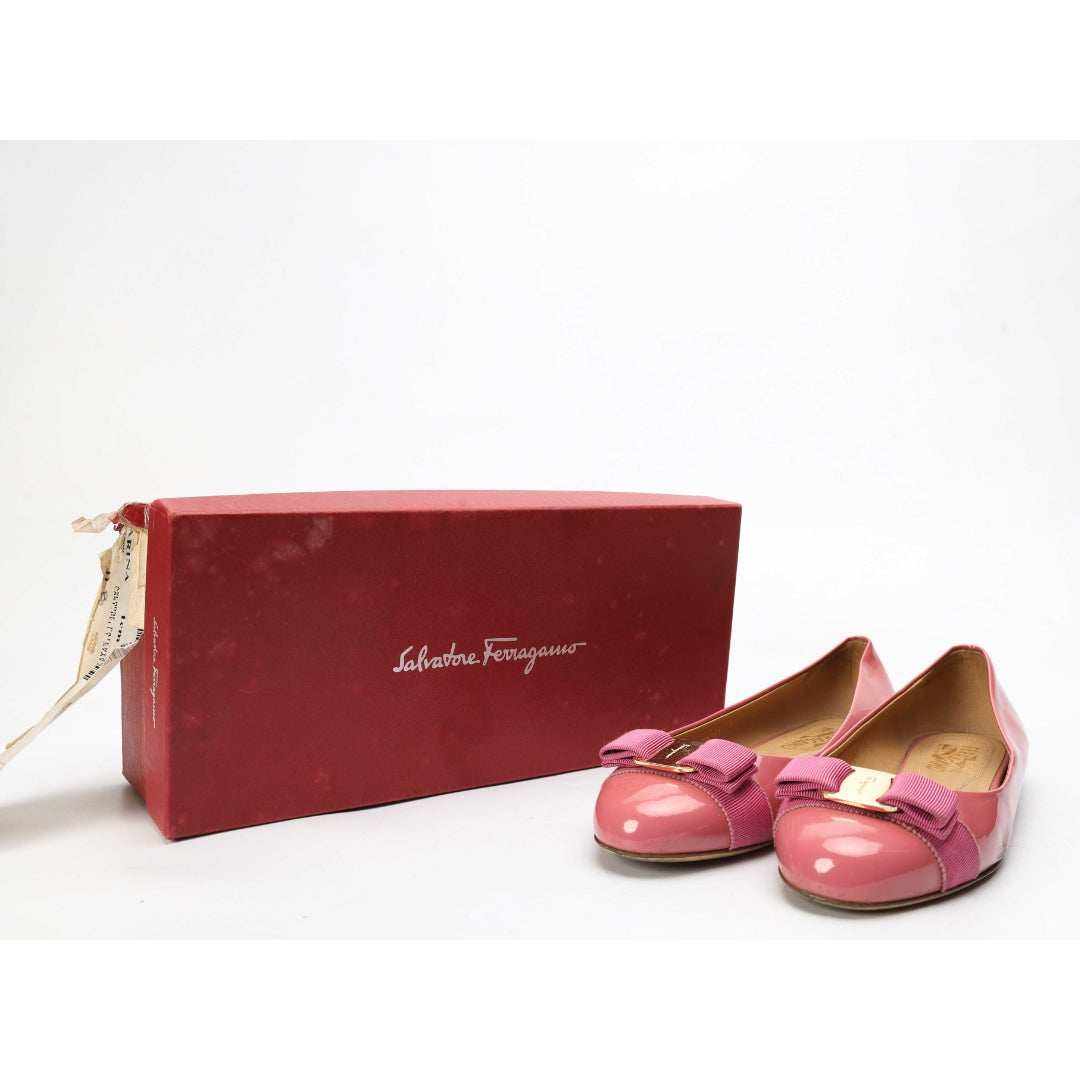 Salvatore Ferragamo Vara Bow Pink Flats