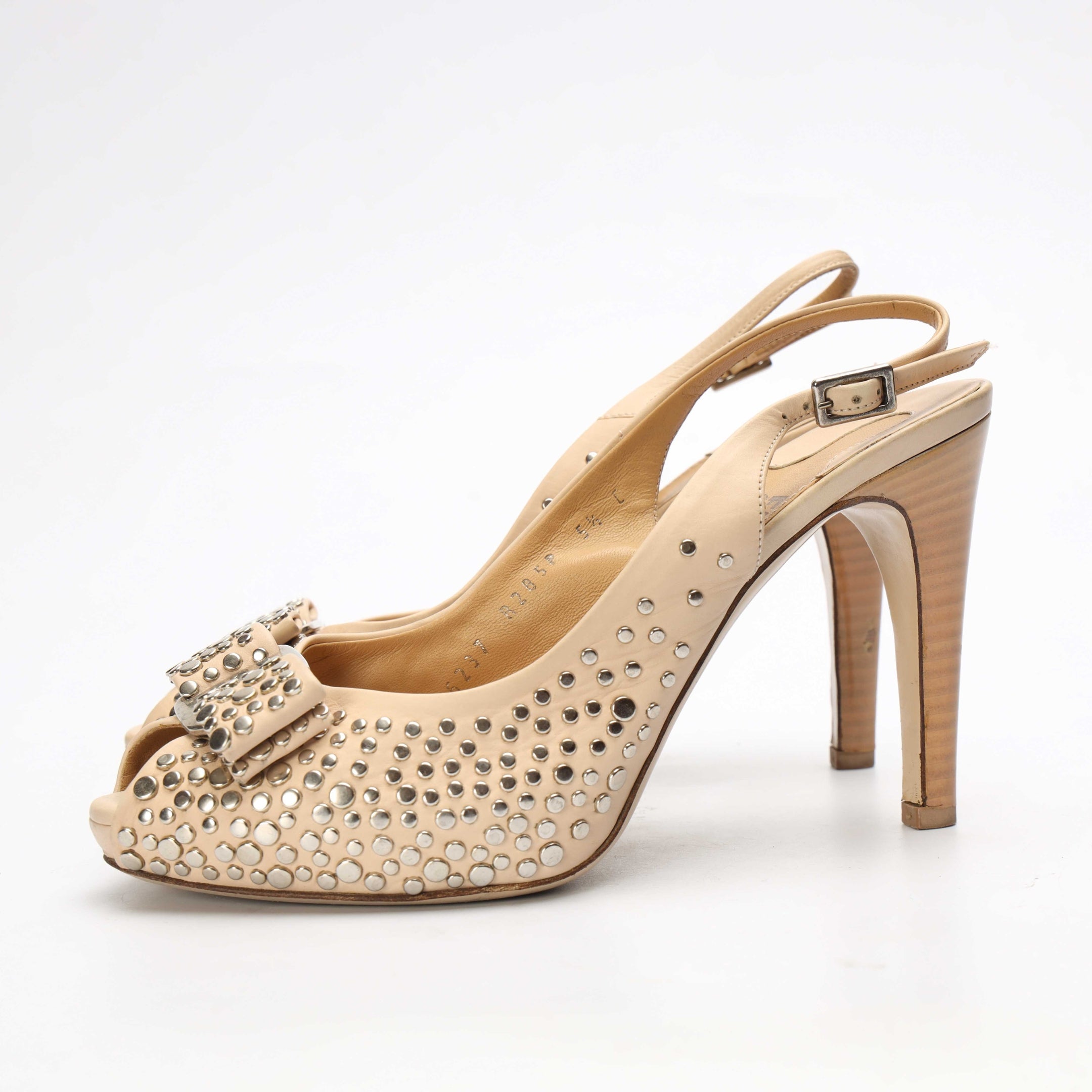 Salvatore Ferragamo Studded Beige Louvre Bow Pumps