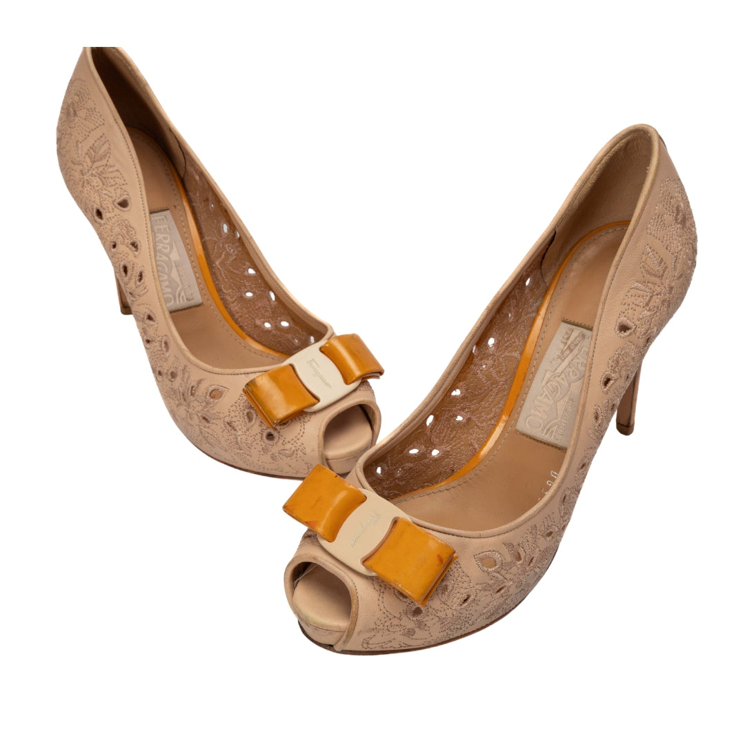 Salvatore Ferragamo Beige Vara Bow Peep Toe Pumps