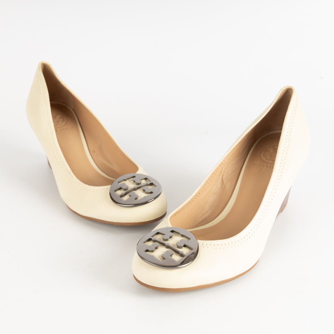 Tory Burch Cream Leather Logo Block Heel Pumps