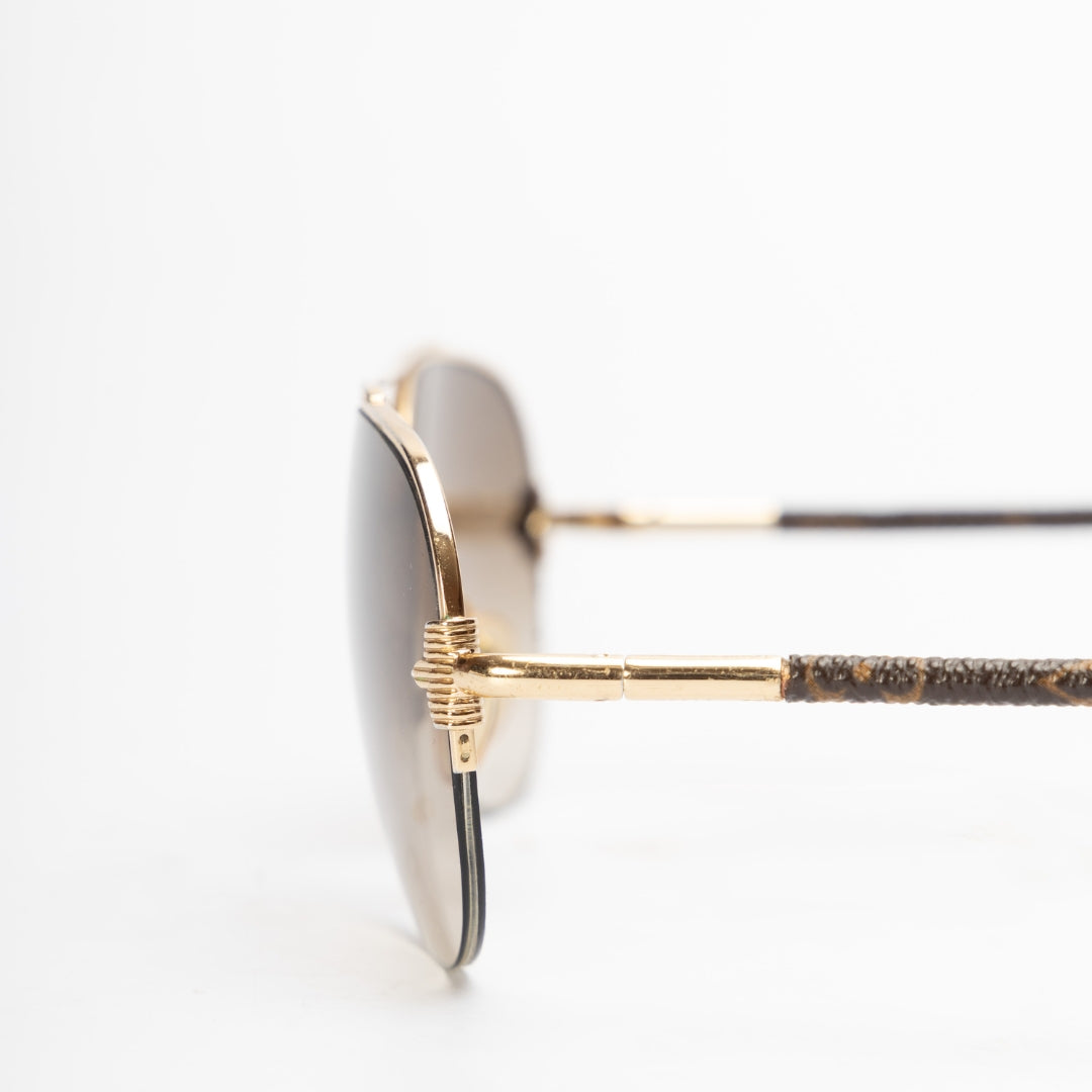 Louis Vuitton Petite Brown Gradient Aviator Sunglasses