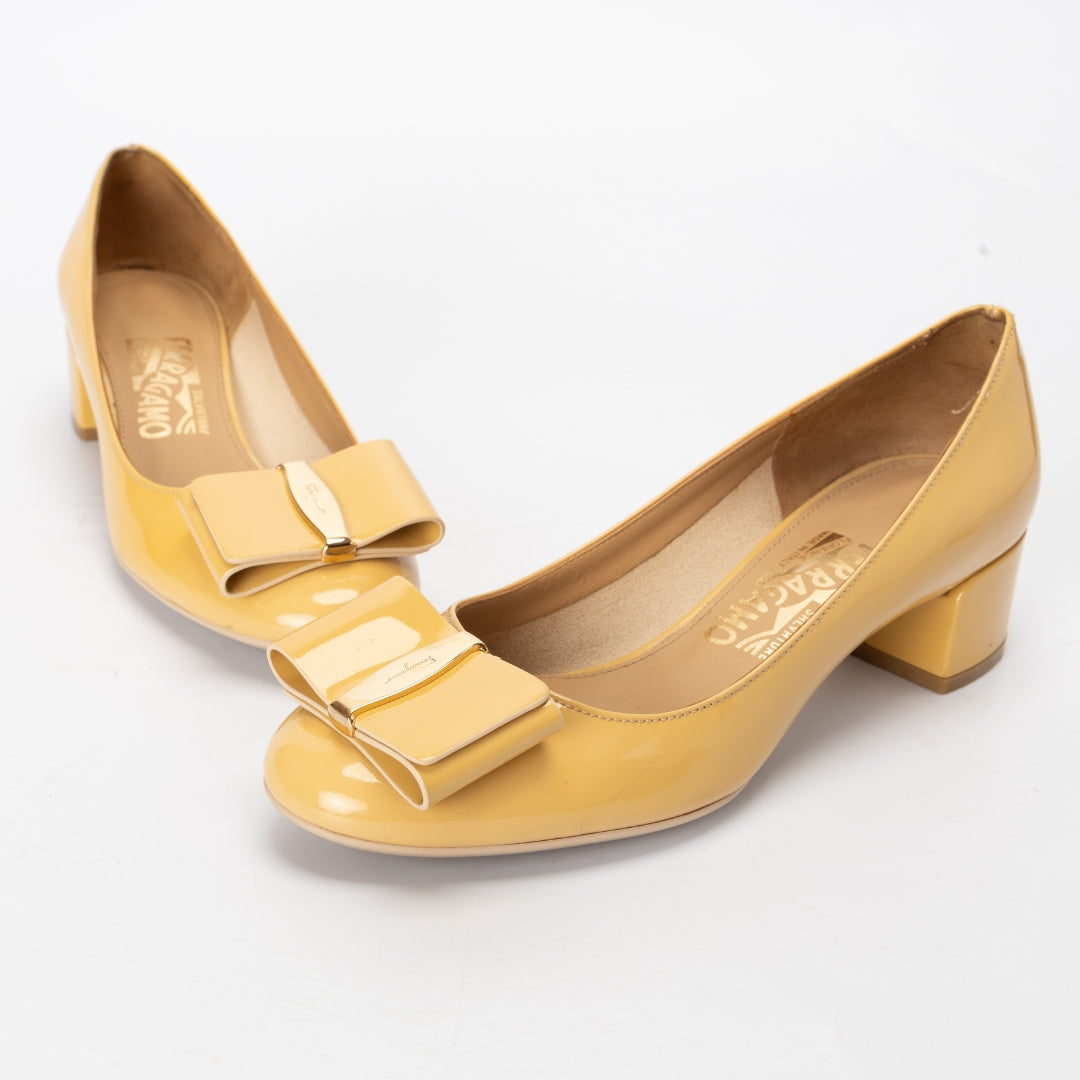 Salvatore Ferragamo Vara Bow Pumps