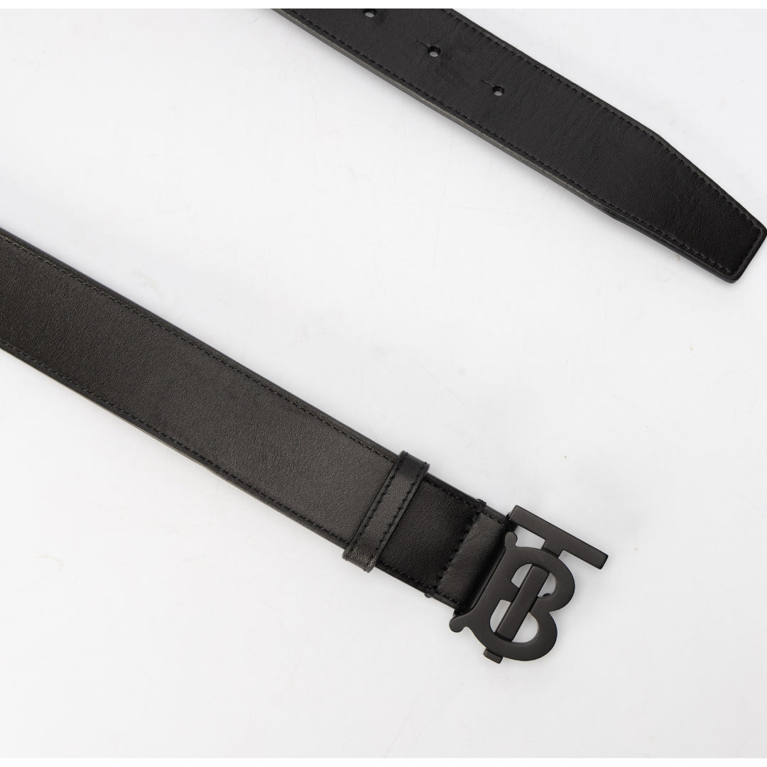 Burberry Leather TB Buckle Belt