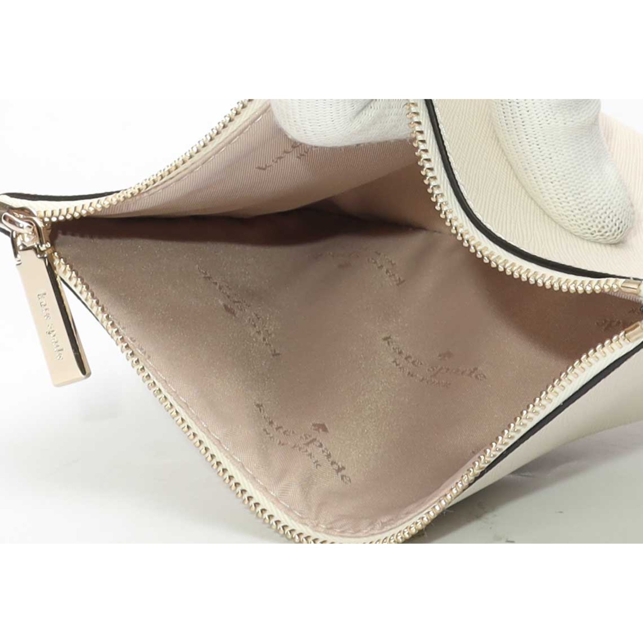 Kate Spade Off-White Zipper Slim Pouch