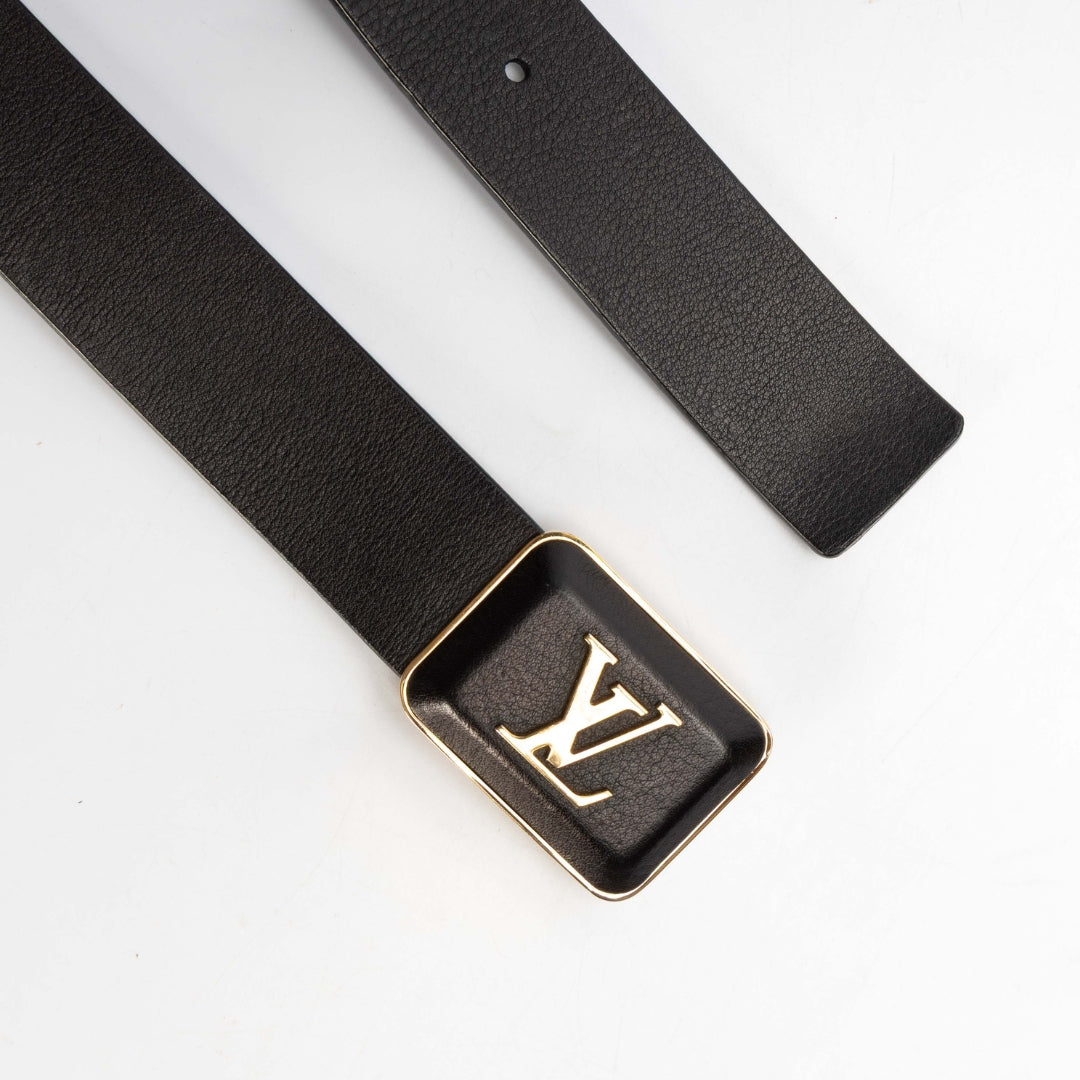 Louis Vuitton Black Leather Buckle Belt