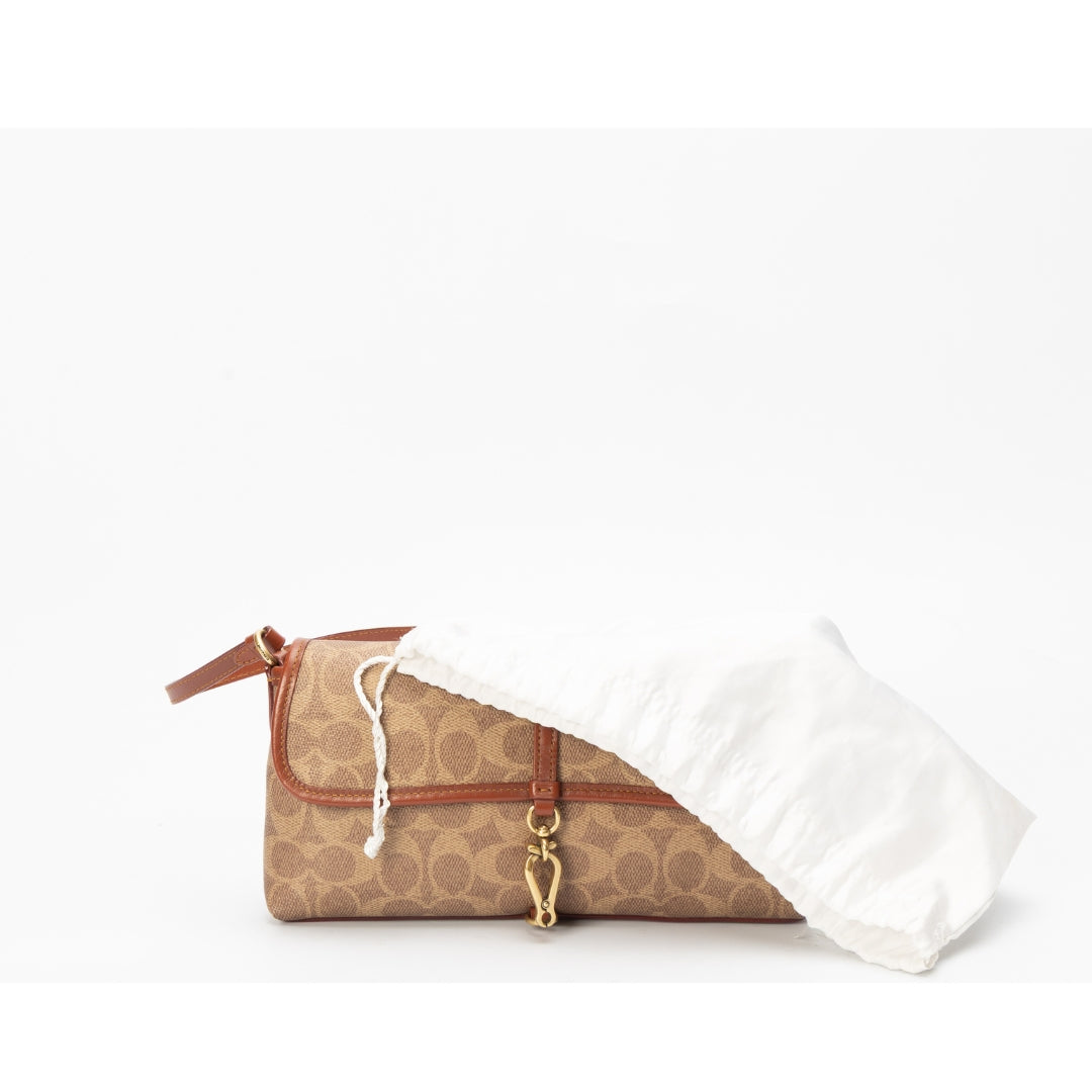 Coach Hamptons Medium Bag
