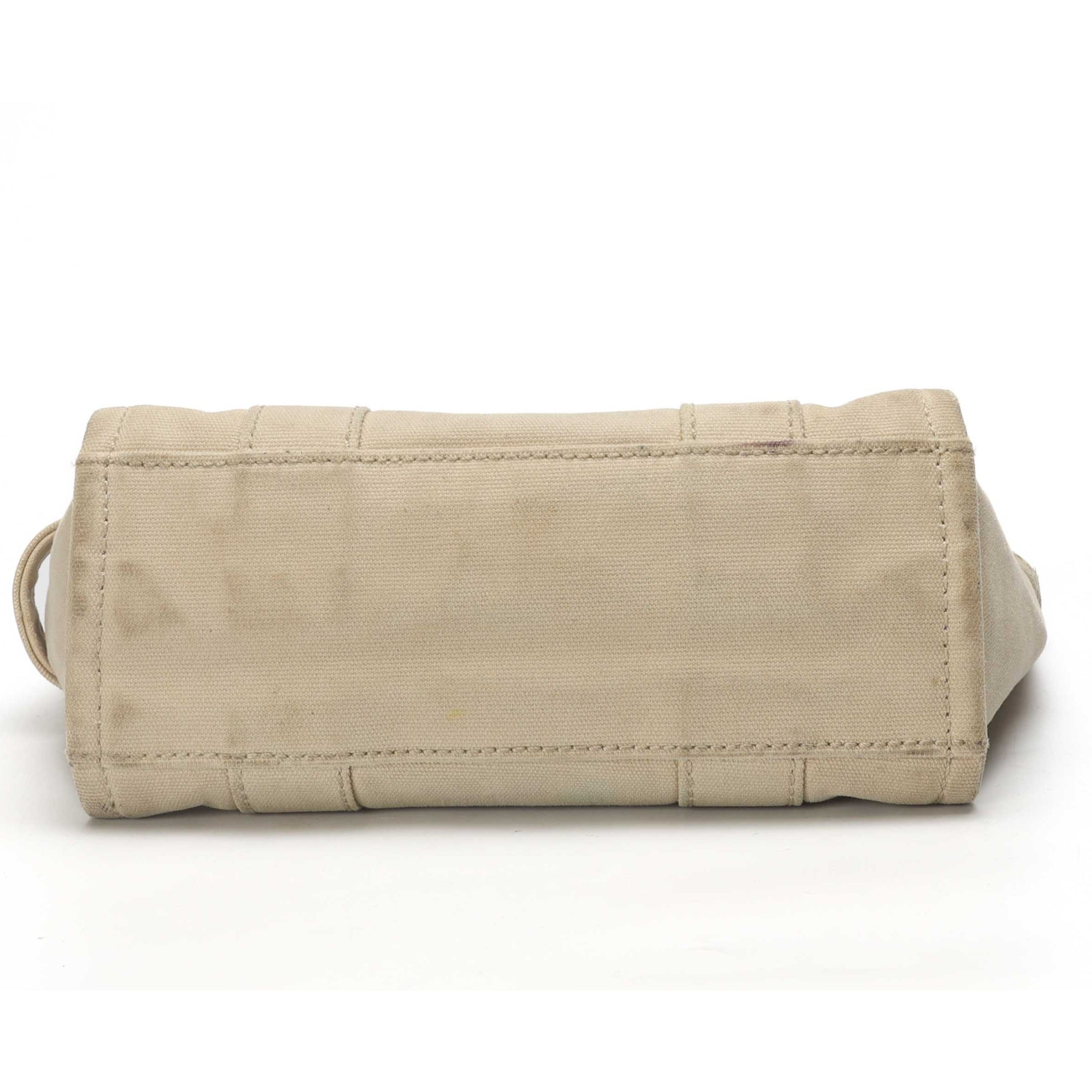 Marc Jacobs The Canvas Medium Tote