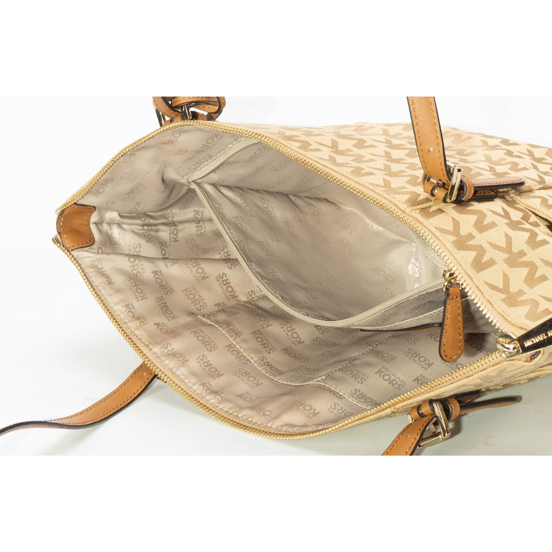 Michael Kors Beige Jet Set Top Zip Tote