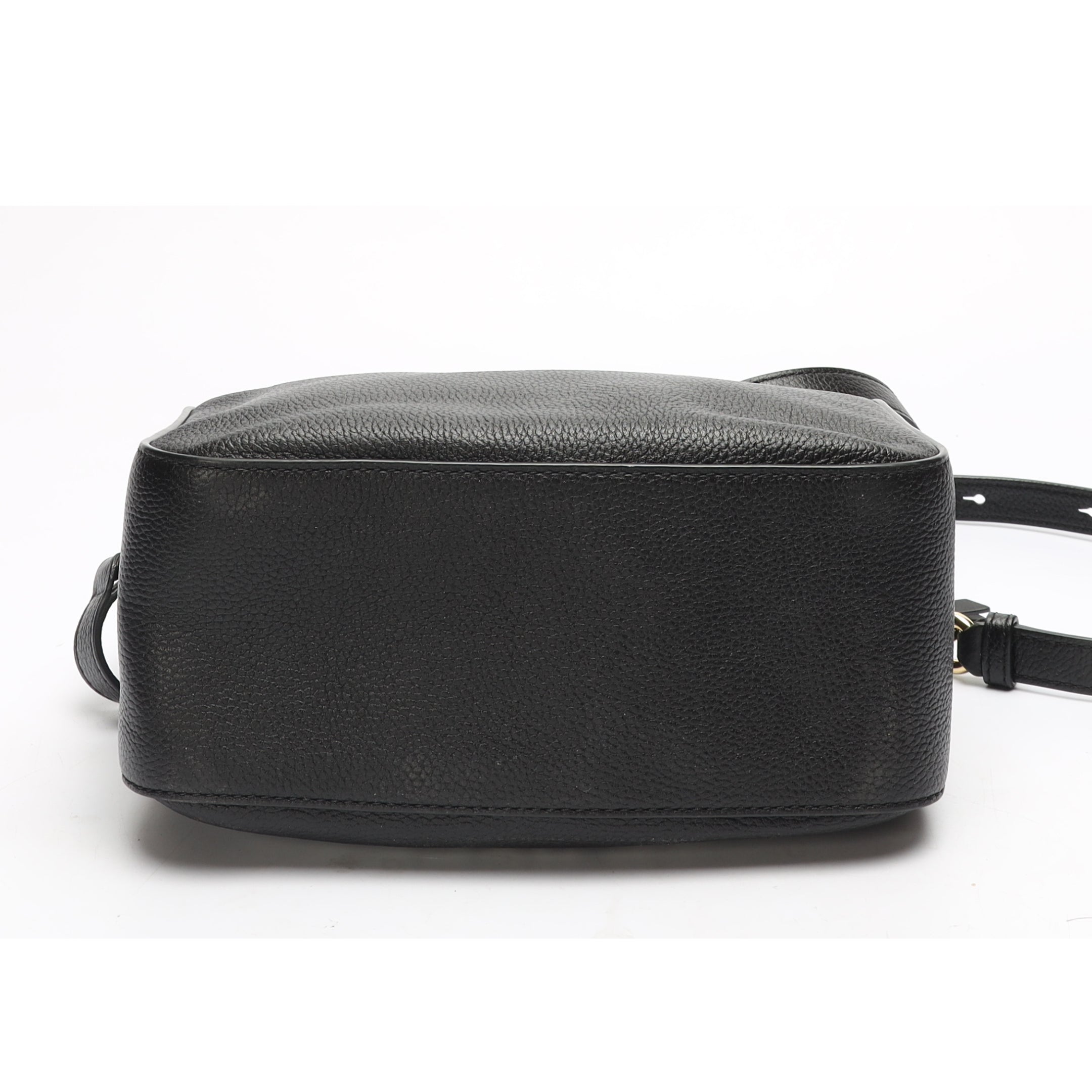 Marc Jacobs The Soft Box 23 Sling Bag