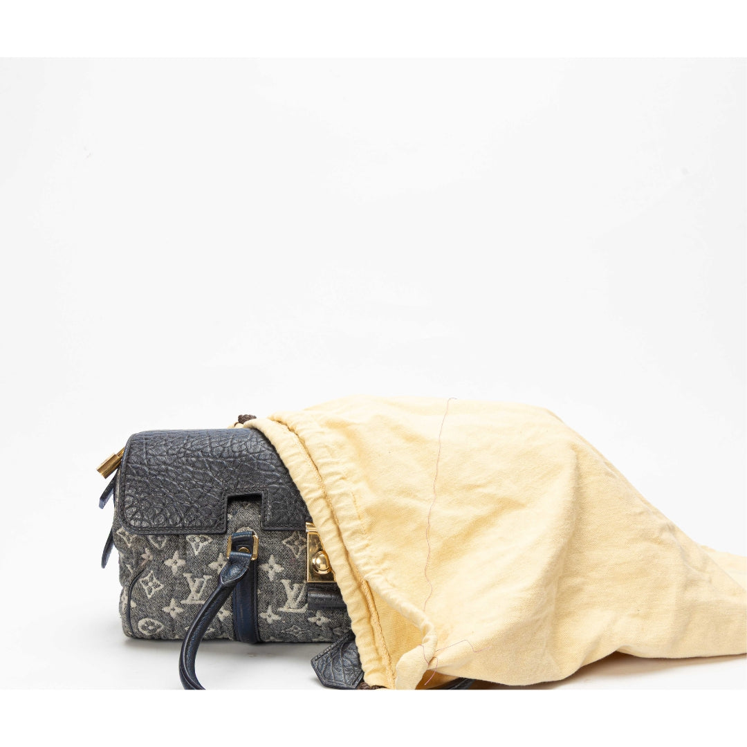 Louis Vuitton Gris Monogram Volupte Psyche Bag