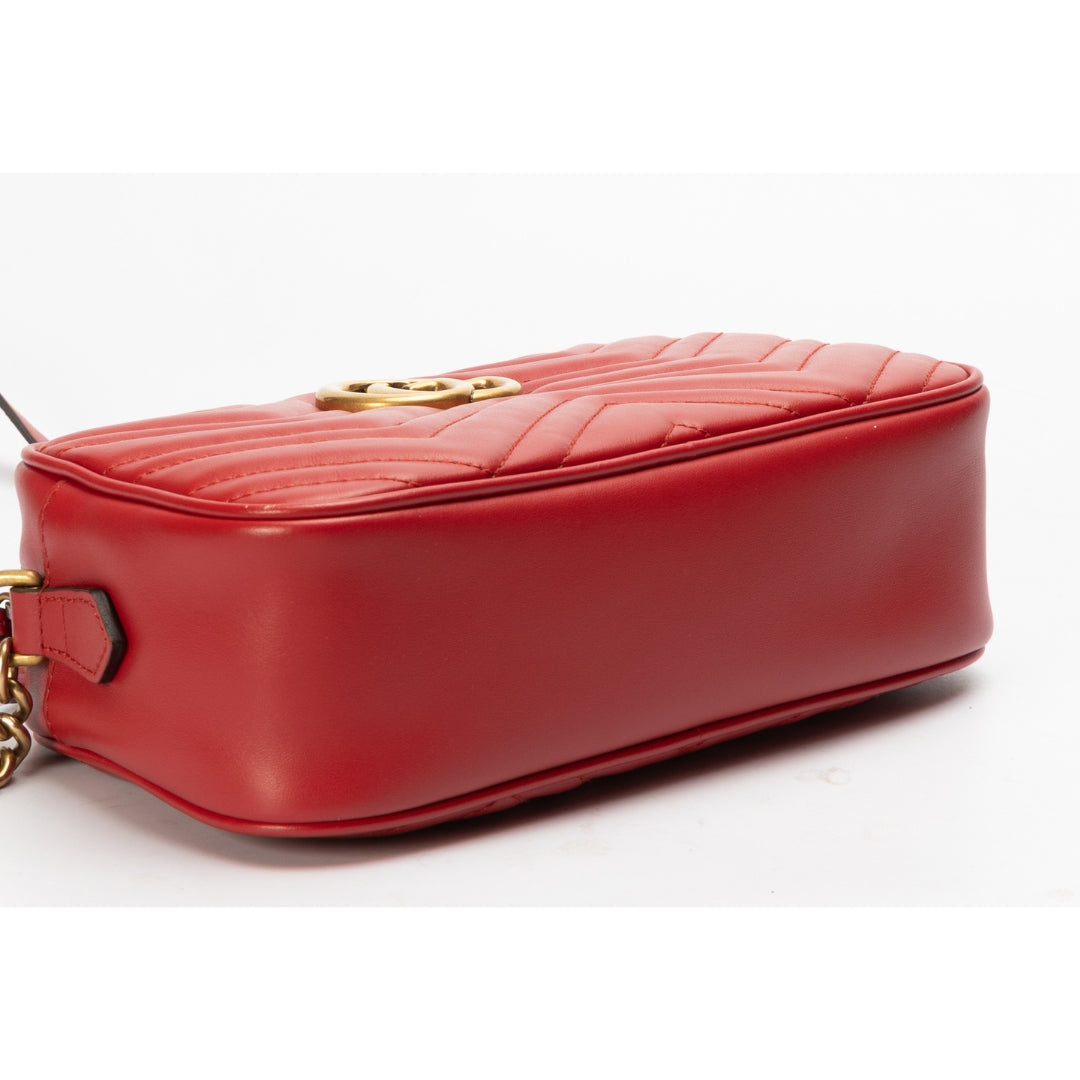 GG Marmont Red Medium Shoulder Bag
