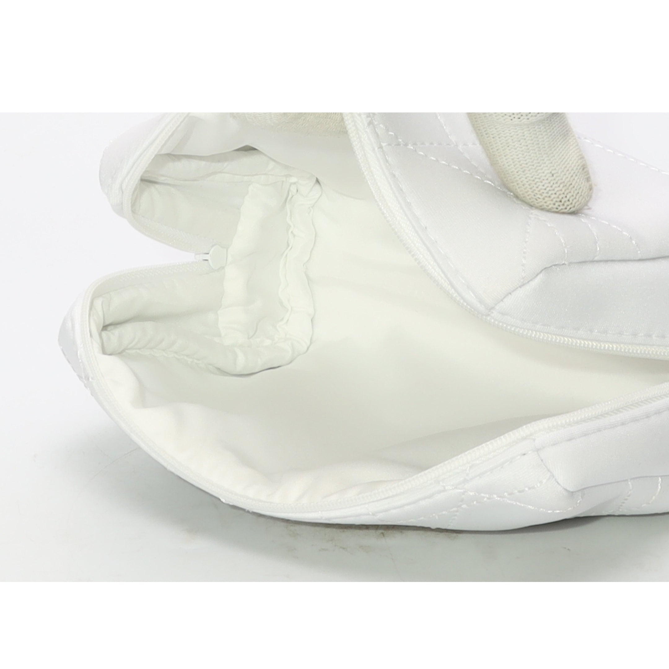 Dior White Beauty Pouch