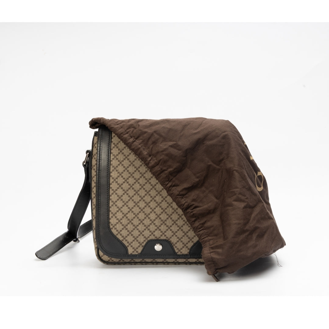 Gucci Diamante Supreme Messenger Bag