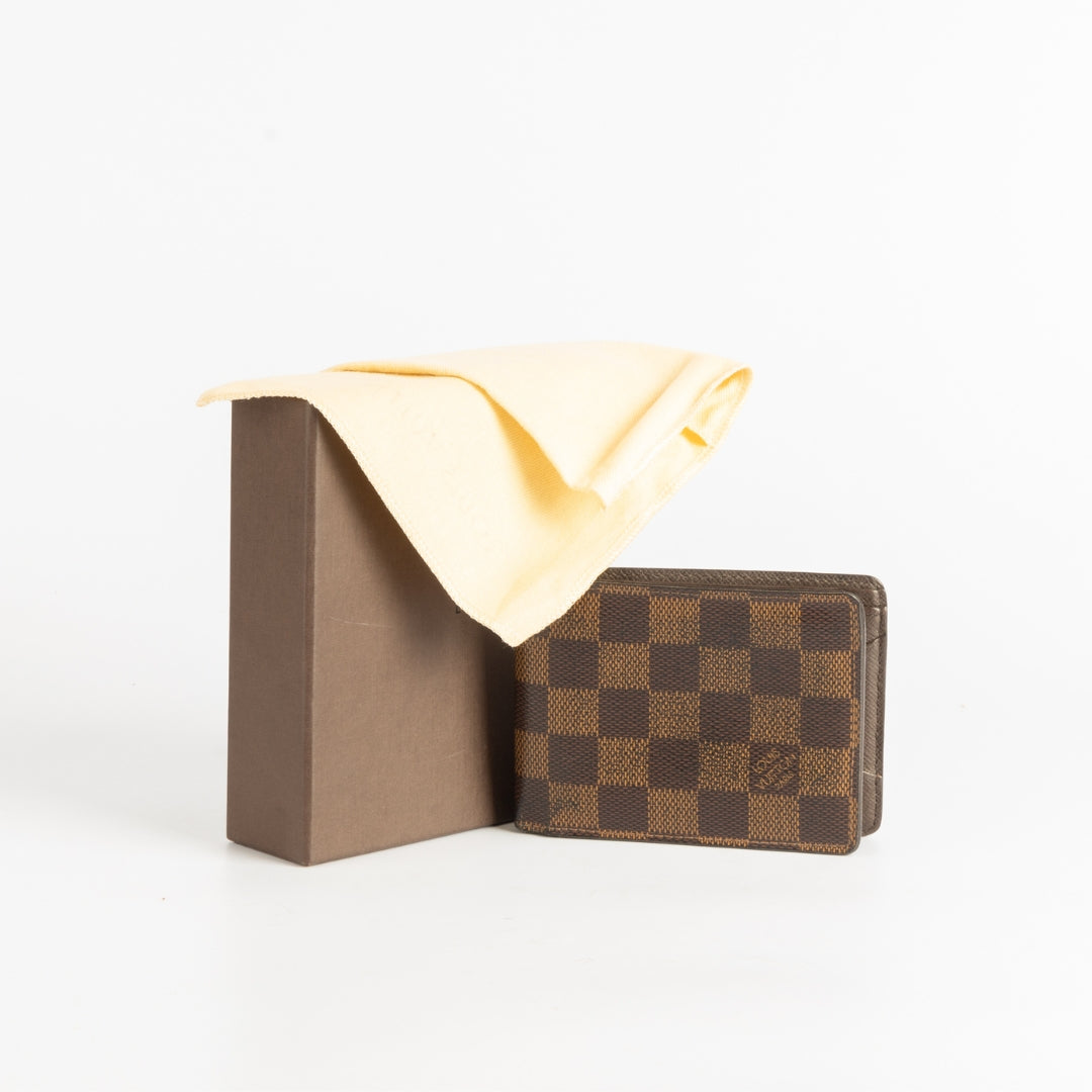 Louis vuitton sold Damier wallet