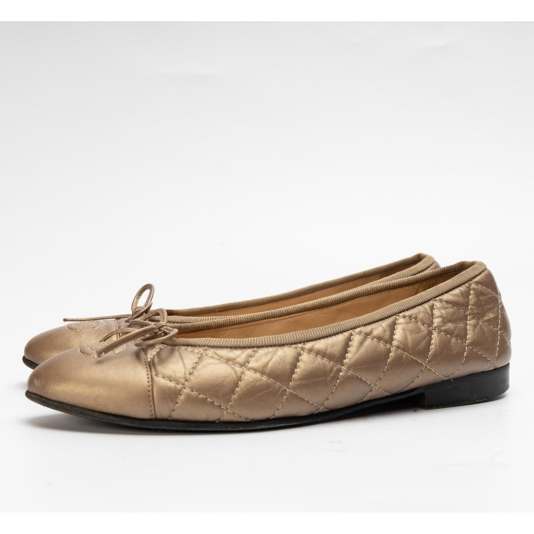 Chanel Leather Bow Accents Ballet Flats