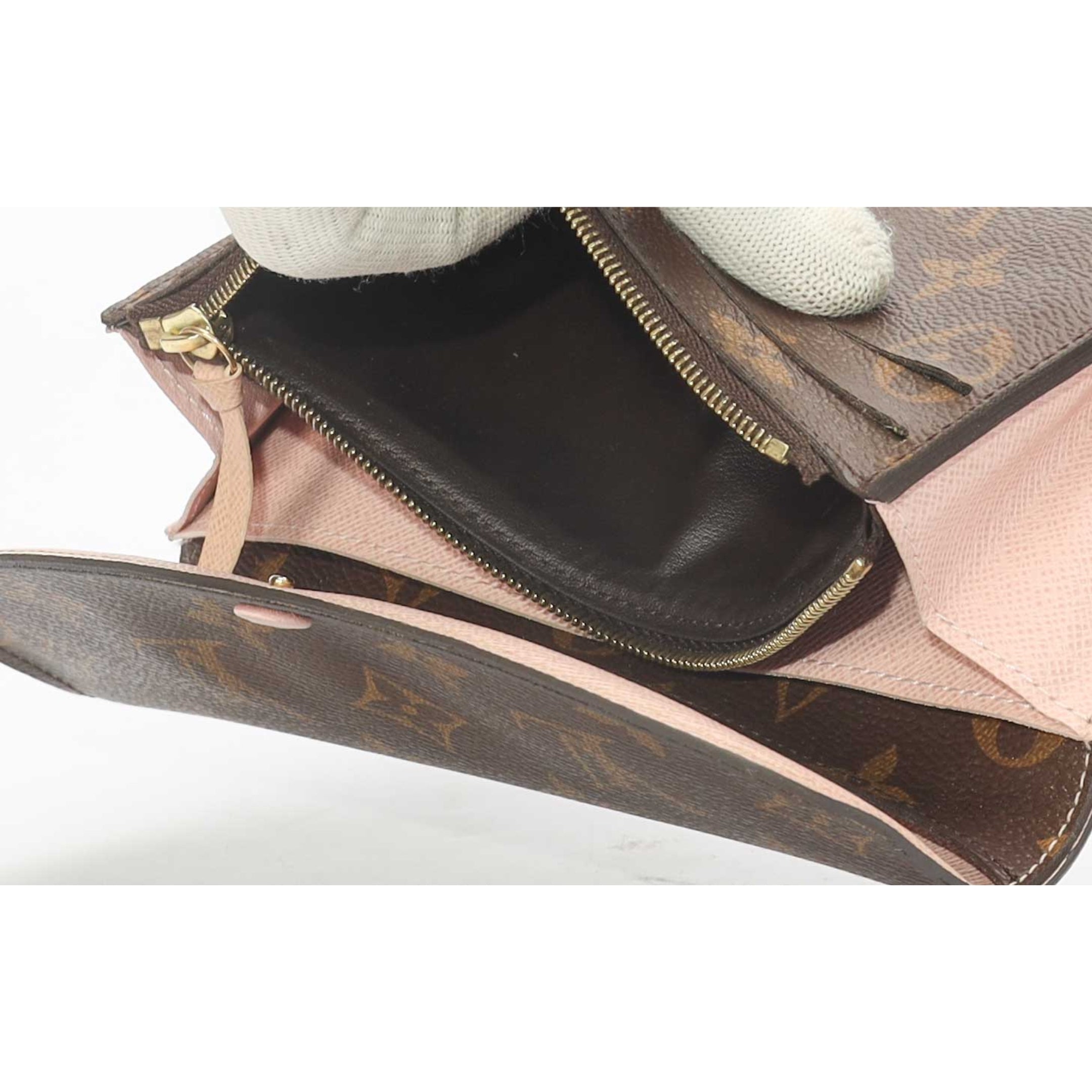 Louis Vuitton Emilie Wallet