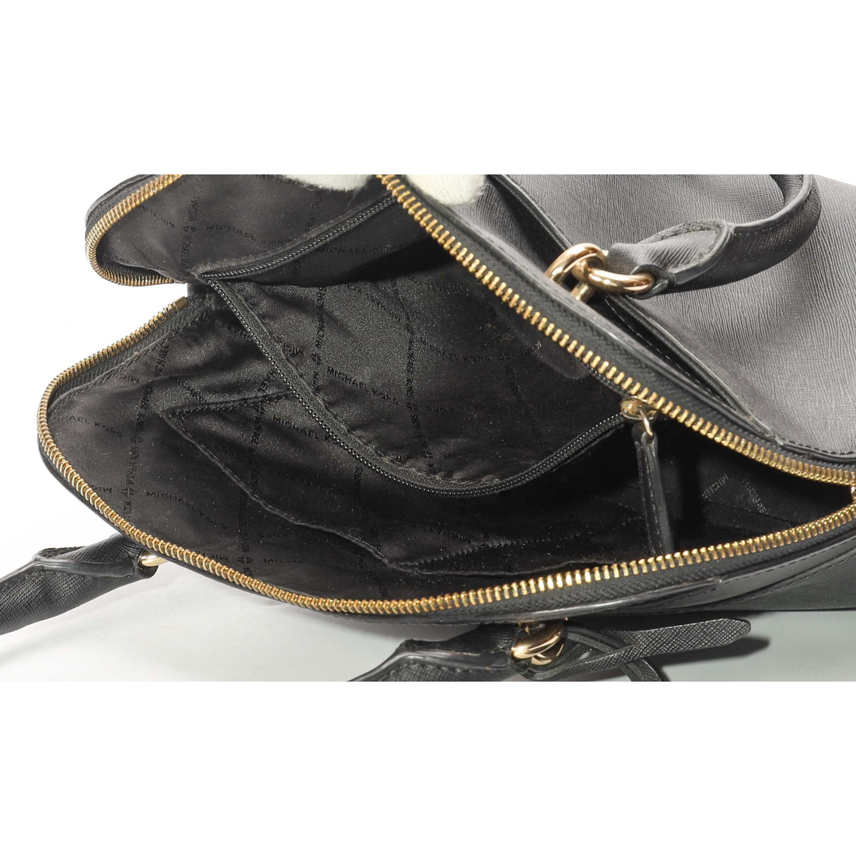 Michael Kors Jet Set Travel Black Dome Satchel
