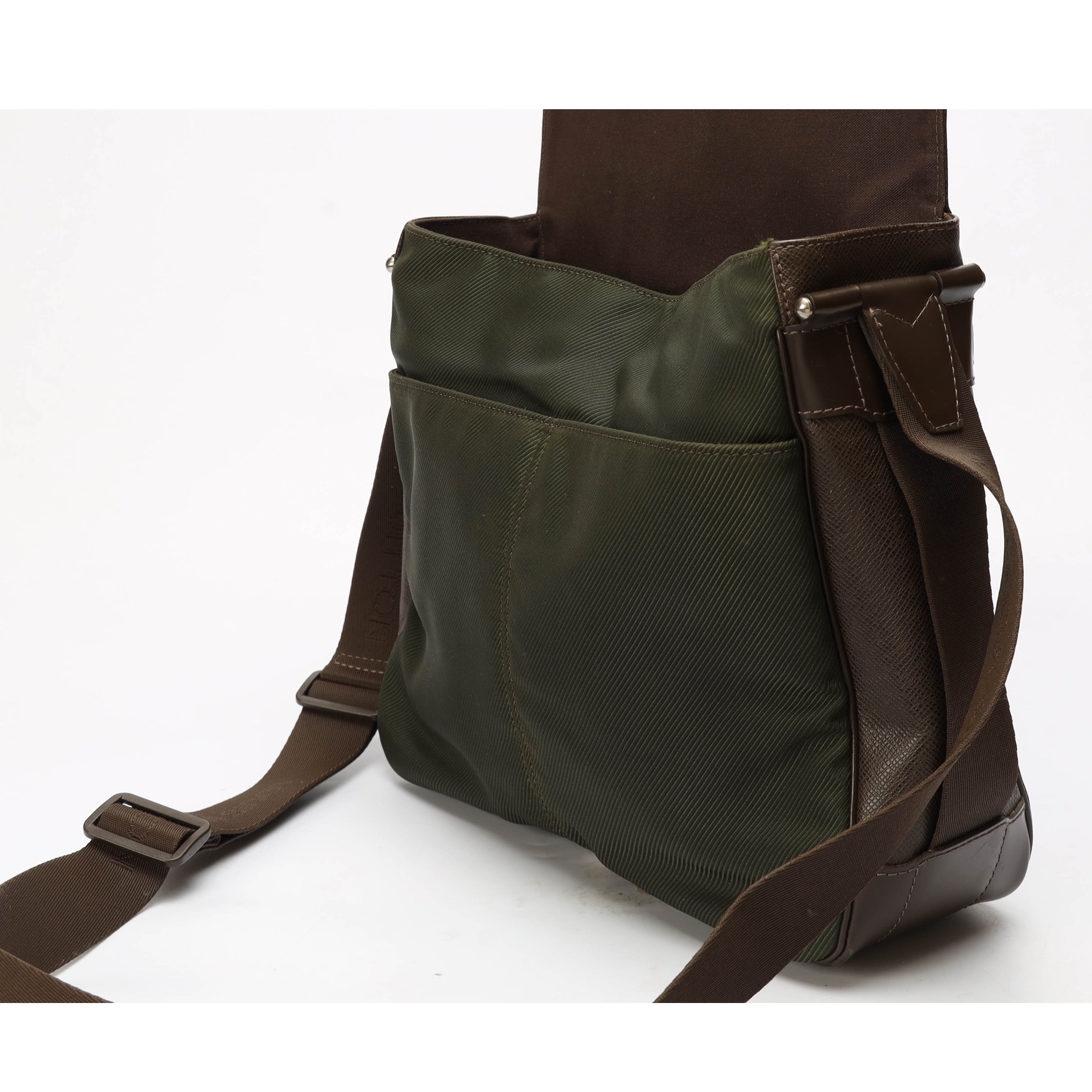 Louis Vuitton Grizzli Taiga Roman Messenger Bag