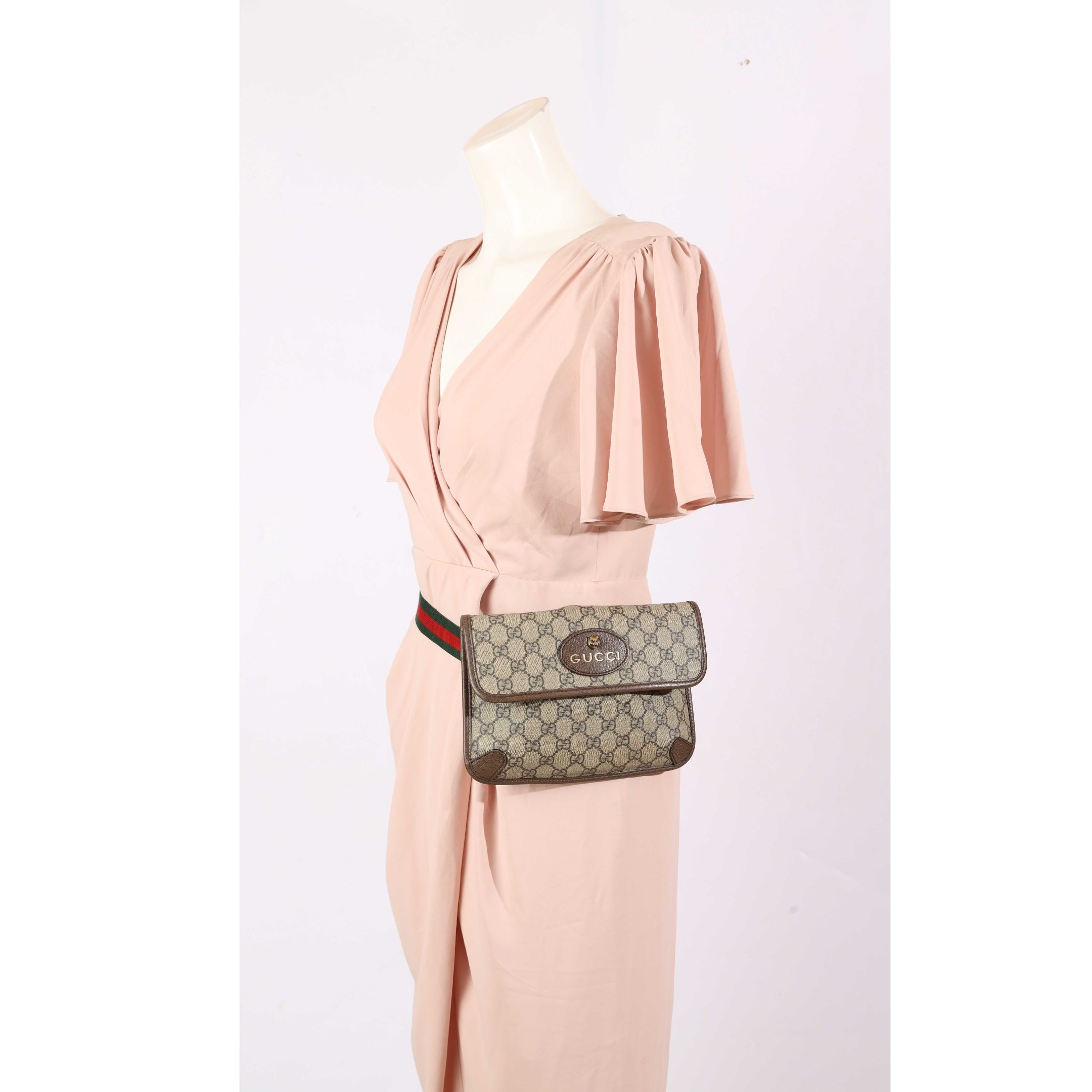Gucci Beige GG Supreme Neo Vintage Belt Bag