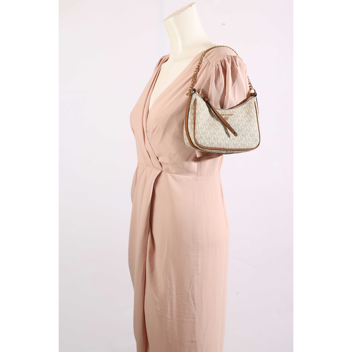 Michael Kors Jet Set Charm Logo Shoulder Bag