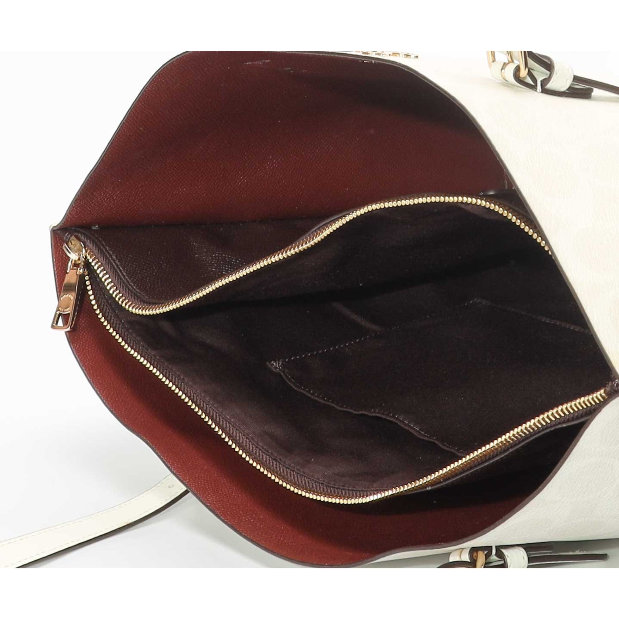 Coach Signature Canvas Mollie Tote