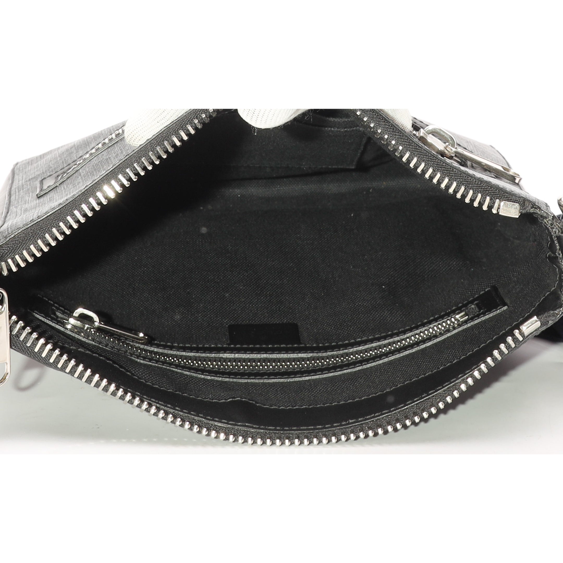 Gucci GG Black Messenger Bag