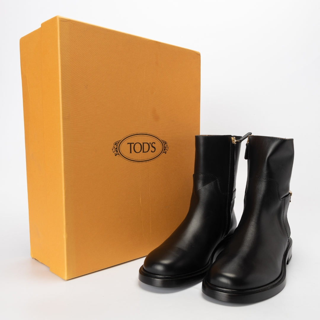 Tod's Black Leather Ankle Boots