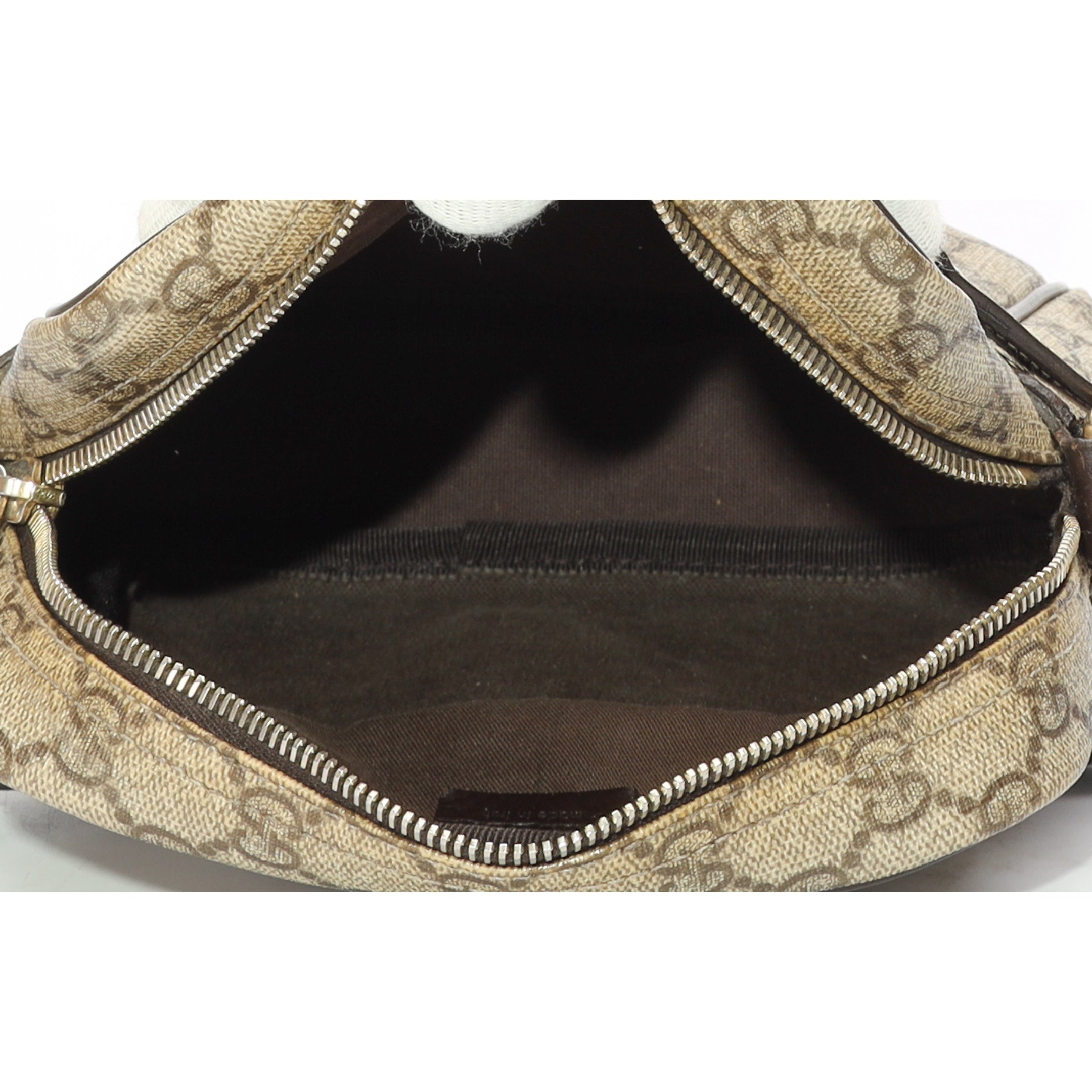 Gucci Beige GG Supreme Flat Messenger Bag