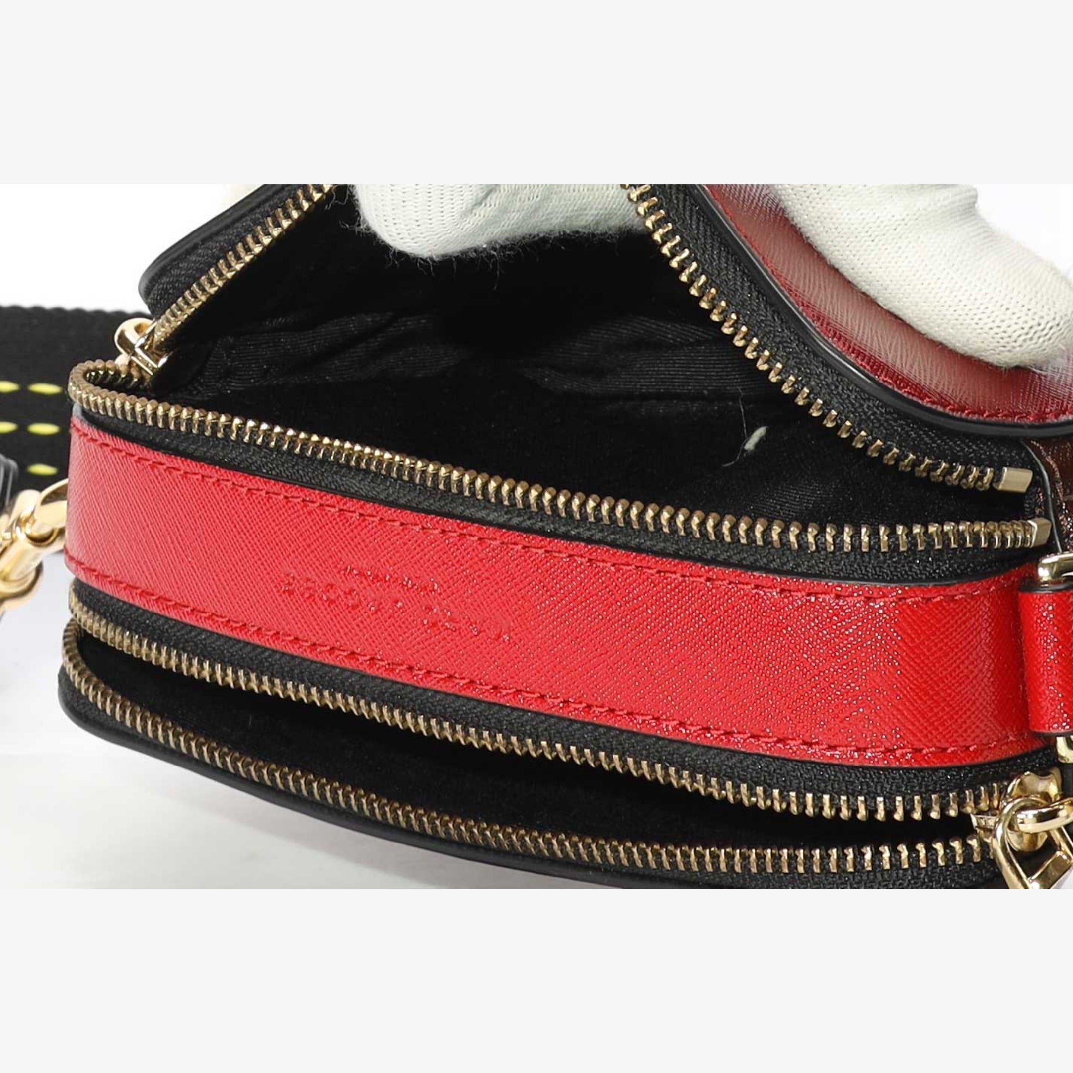 Marc Jacobs Maroon The Snapshot Crossbody Bag