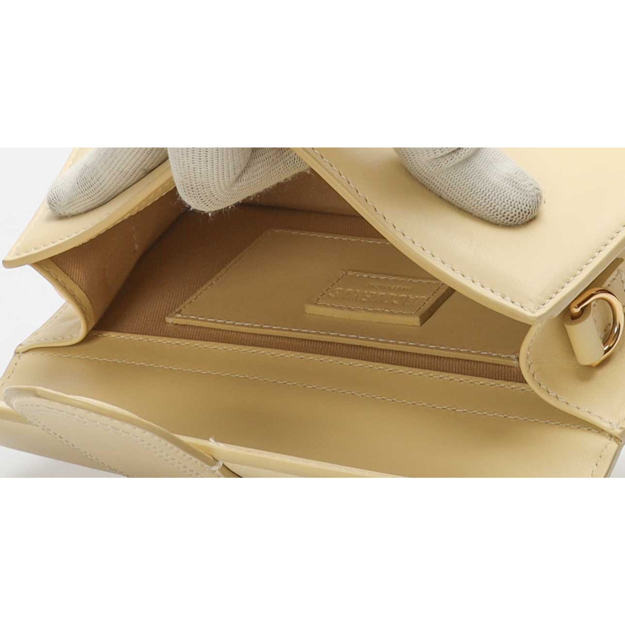 Jacquemus The large Bambino Ivory Crossbody Bag