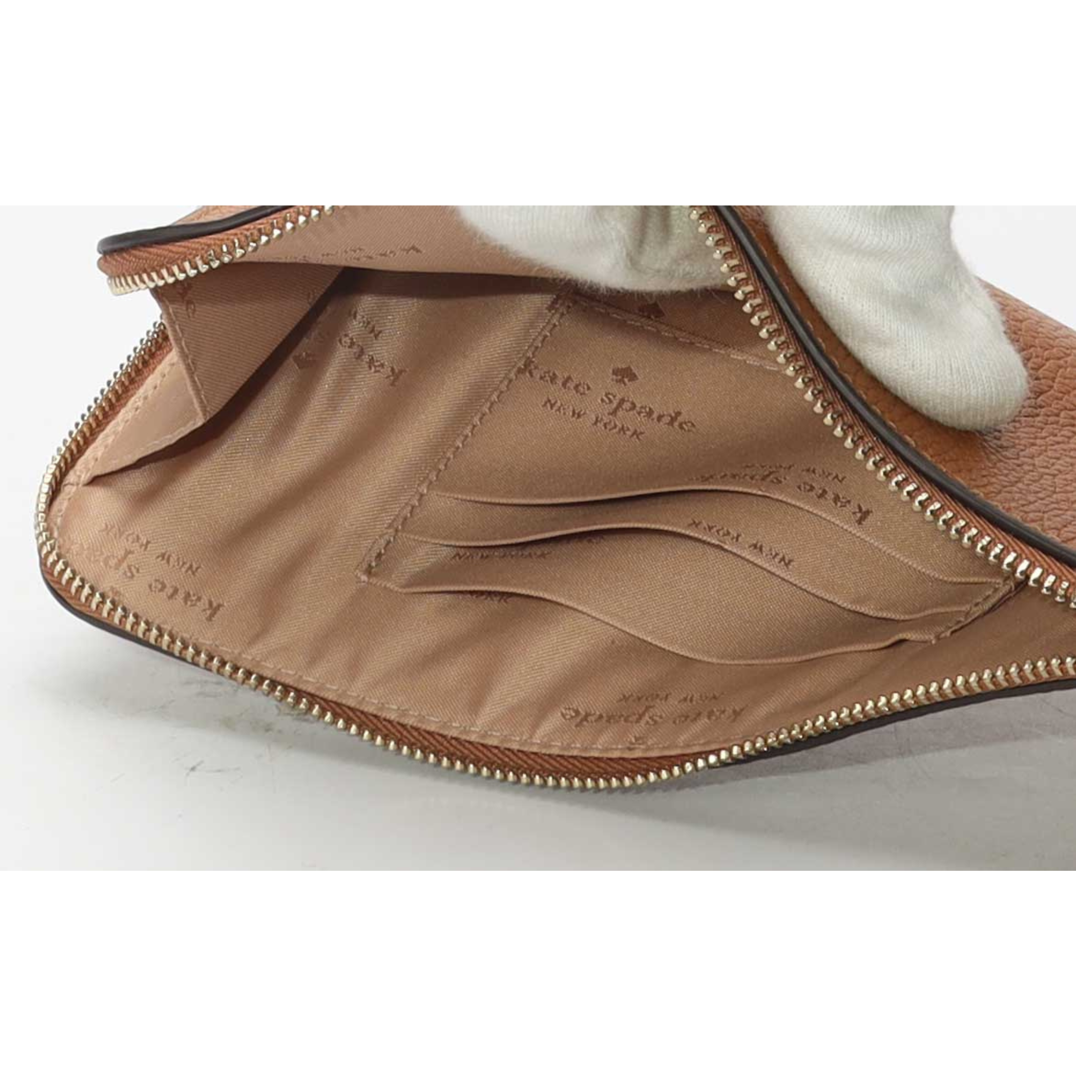 Kate Spade Leila L-zip Wristlet