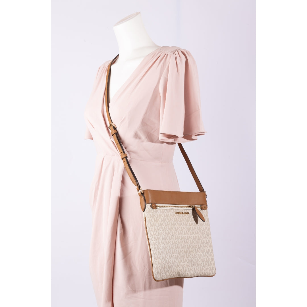 Michael Kors Vanilla & Acorn Jet Set Crossbody Bag