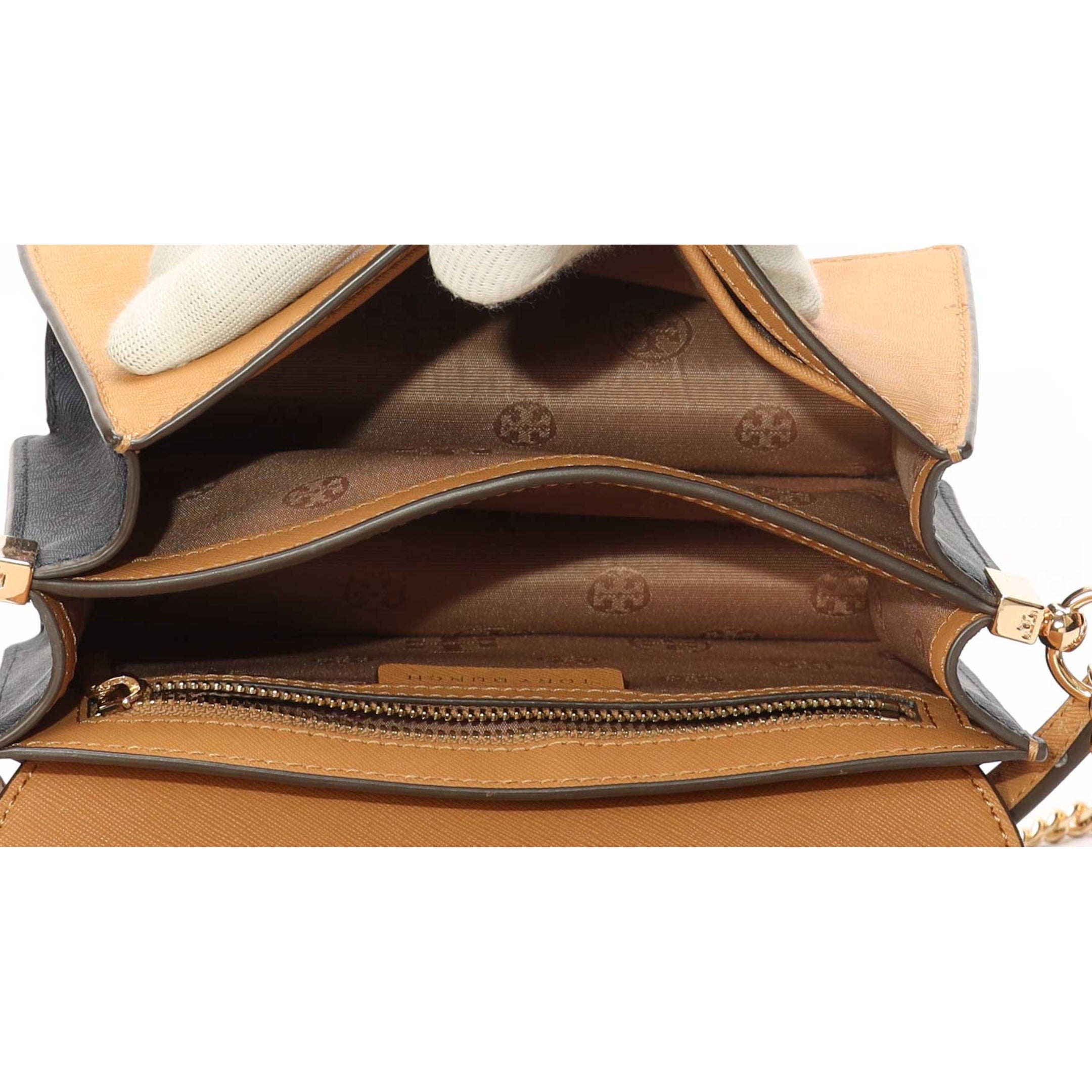 Tory Burch Emerson Envelope Shoulder Bag