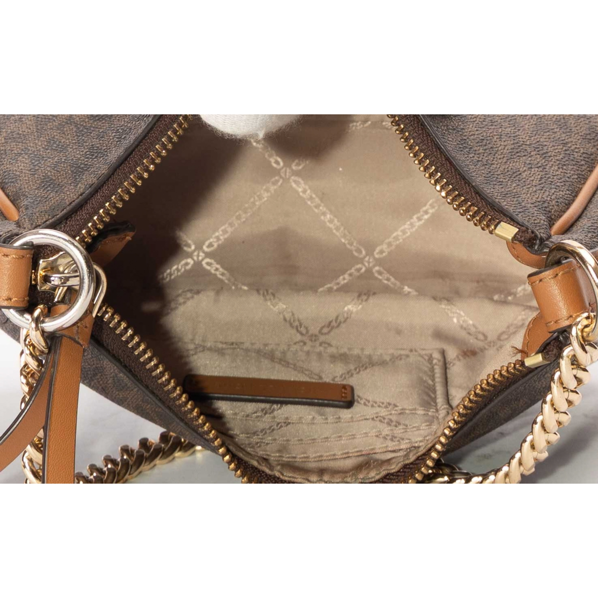 Michael Kors Jet Set Logo Shoulder Bag