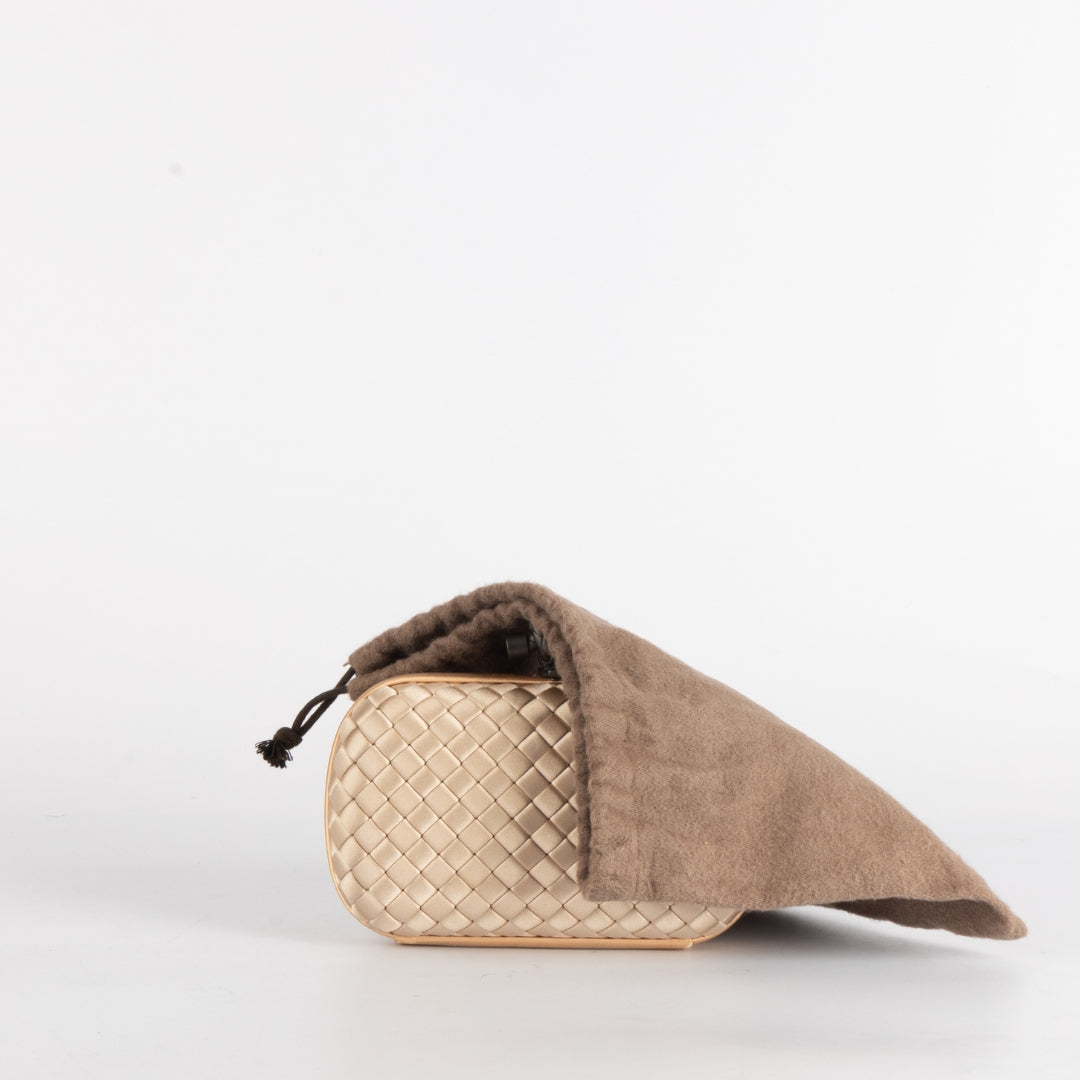 Bottega Veneta Cream Intrecciato Satin Knot Clutch