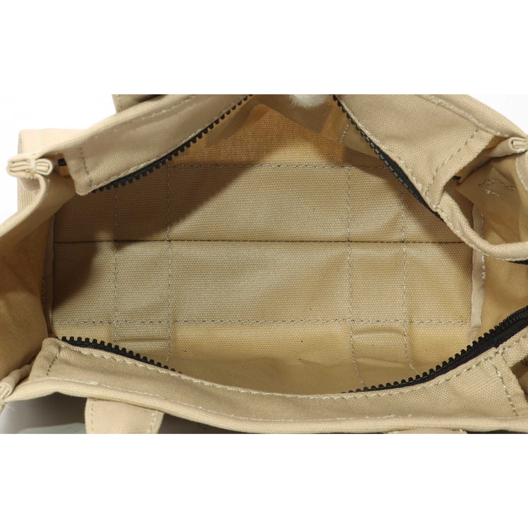 Marc Jacobs Canvas Beige Tote