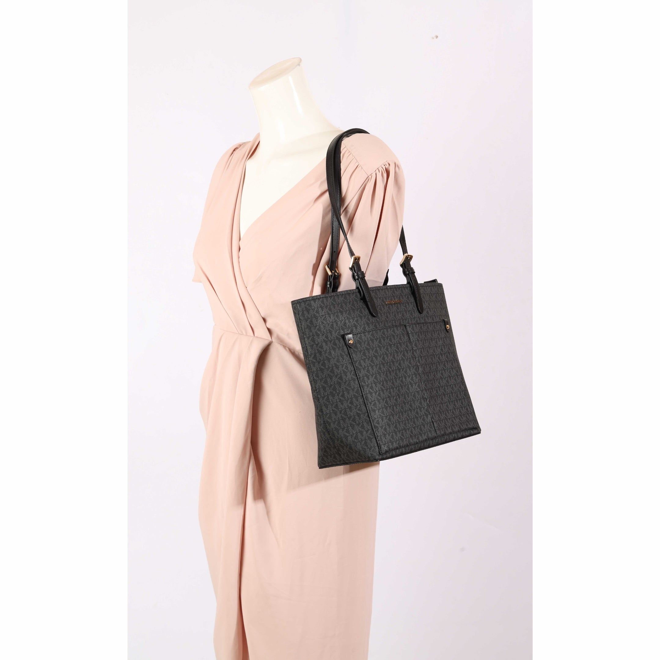 Michael Kors Black Jet Set Medium Logo Pocket Tote