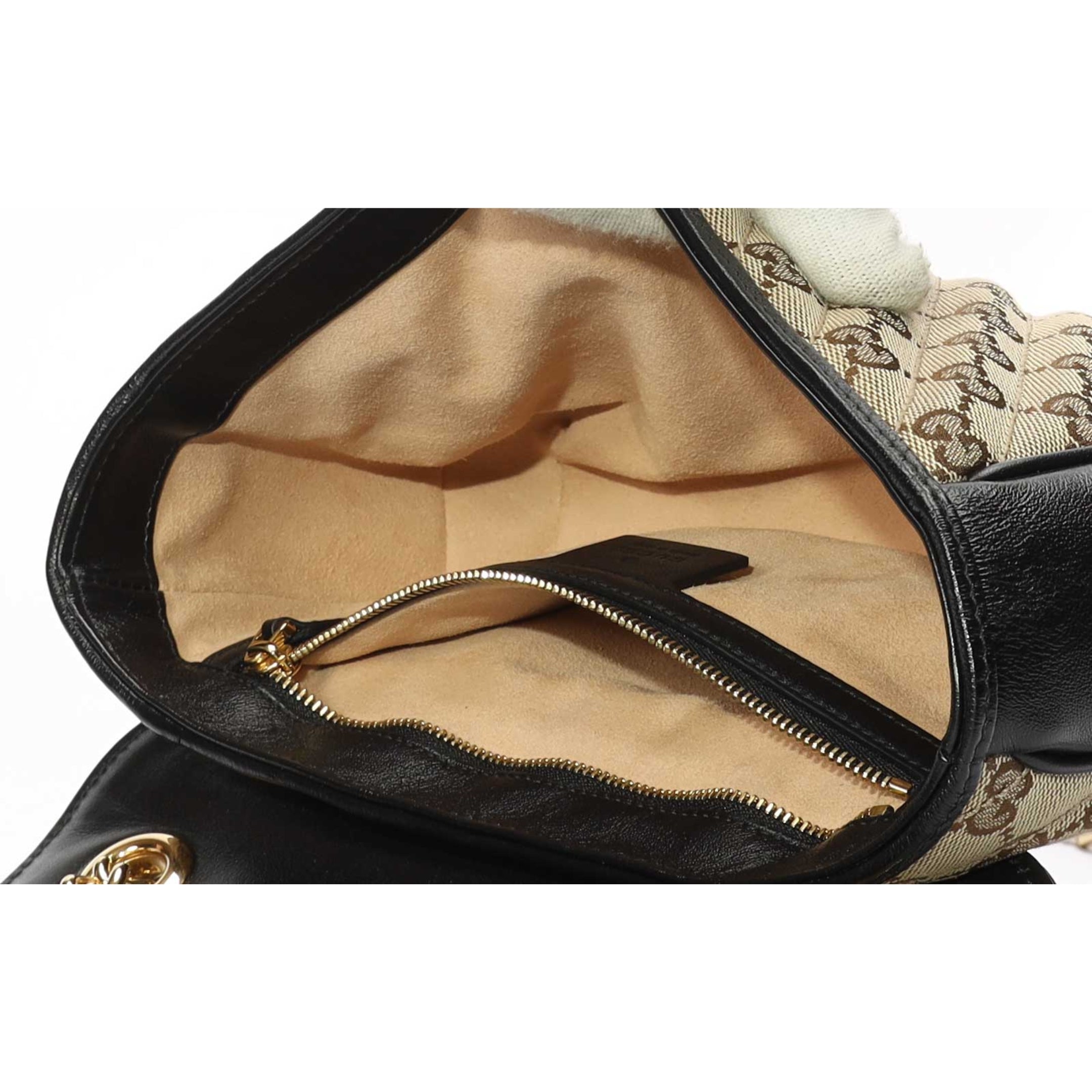 Gucci Beige GG Marmont Small Shoulder Bag