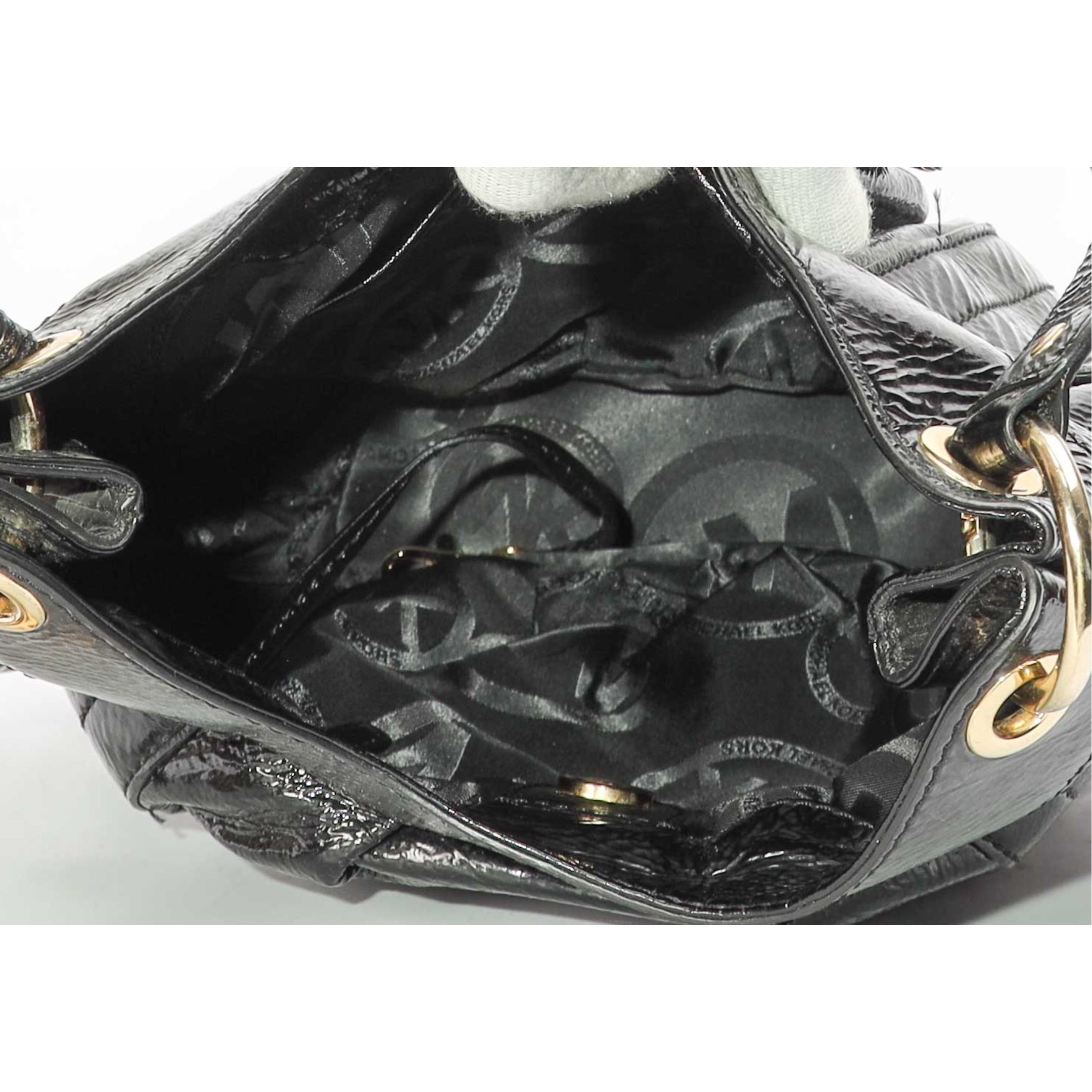 Michael Kors Black Camden Shoulder Bag